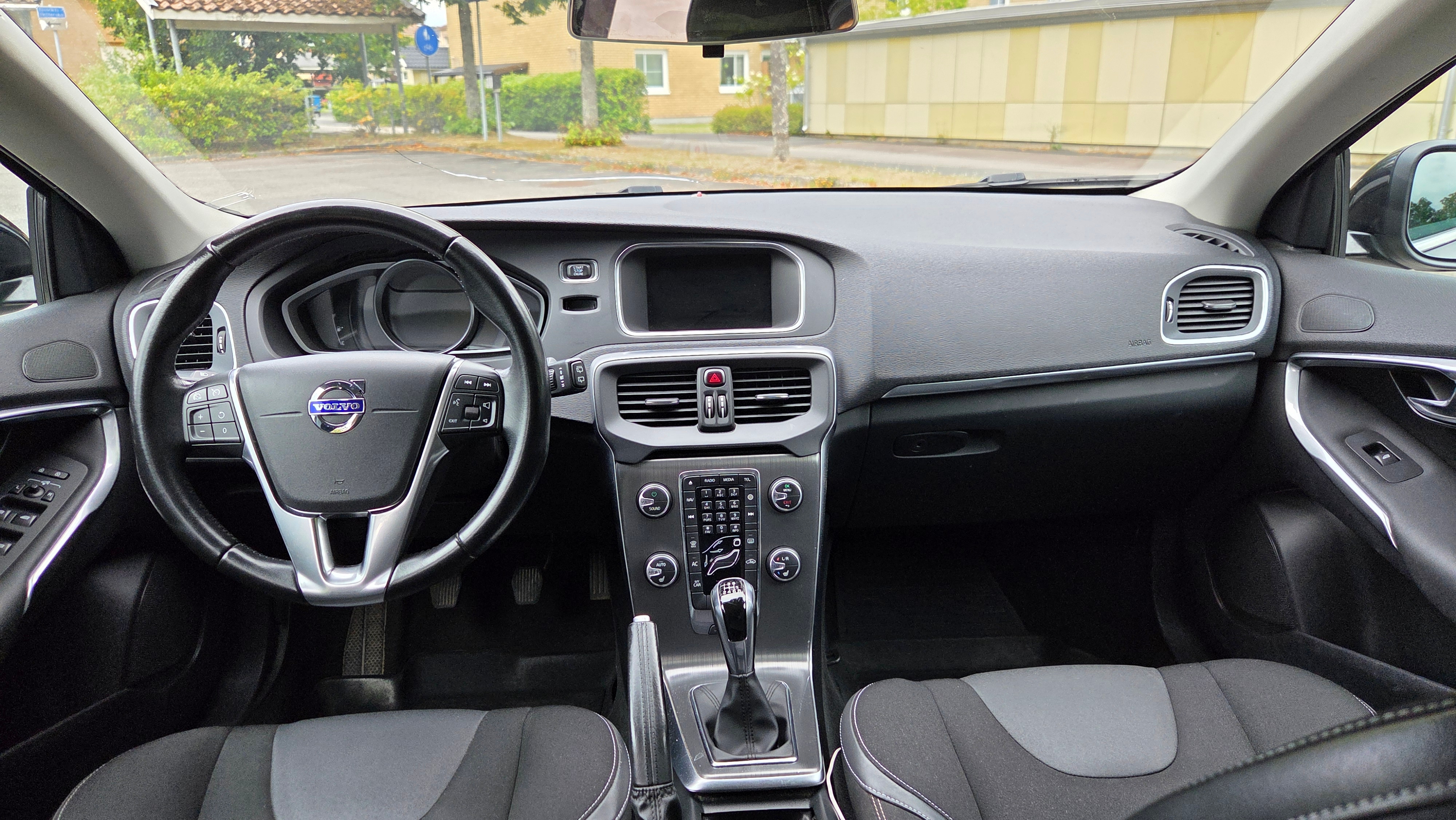 Volvo V40 D3 Manuell 2016, bild 6/9