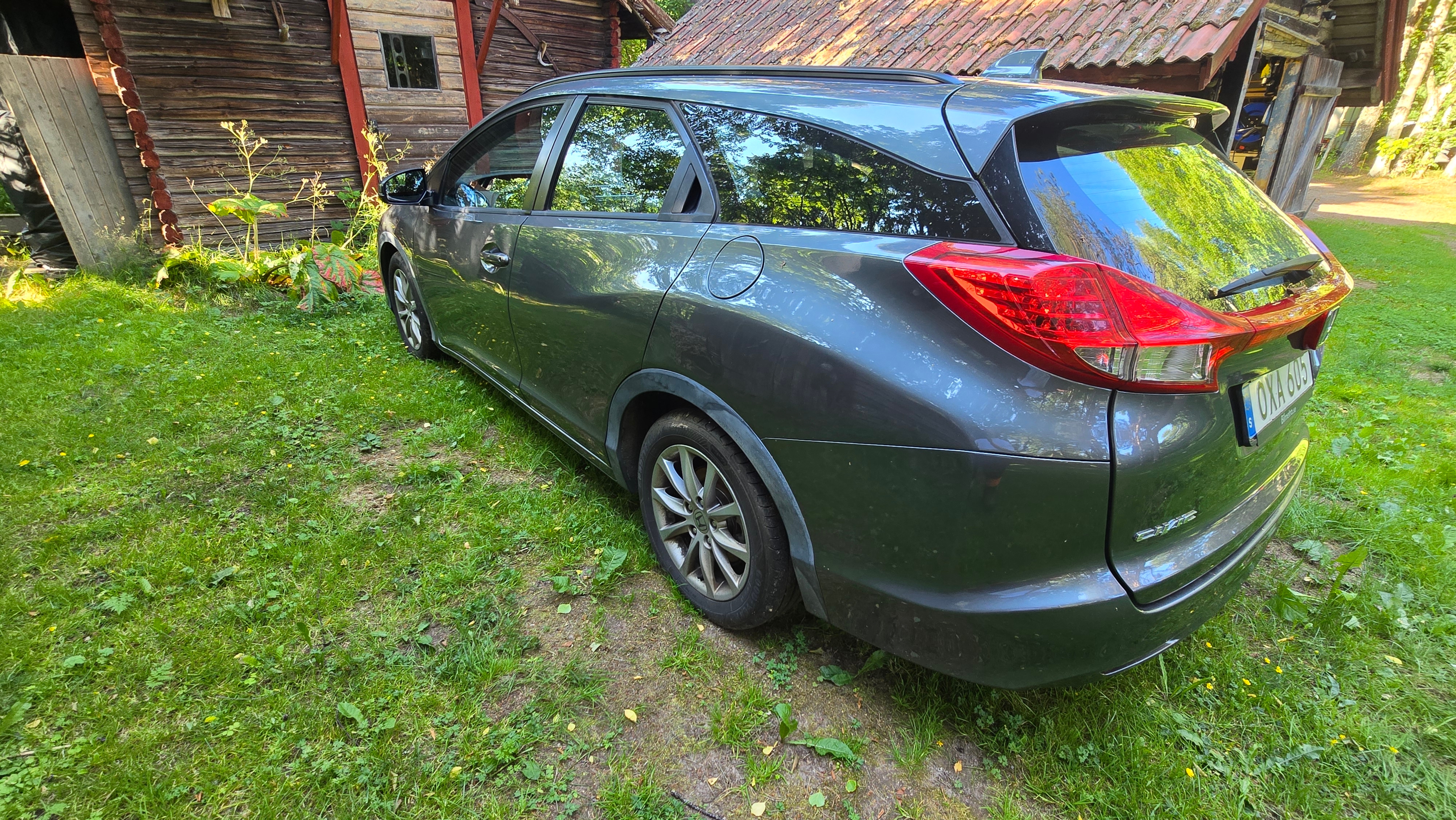 Honda Civic Tourer 1.6 i-DTEC Manuell 2015, bild 2/10