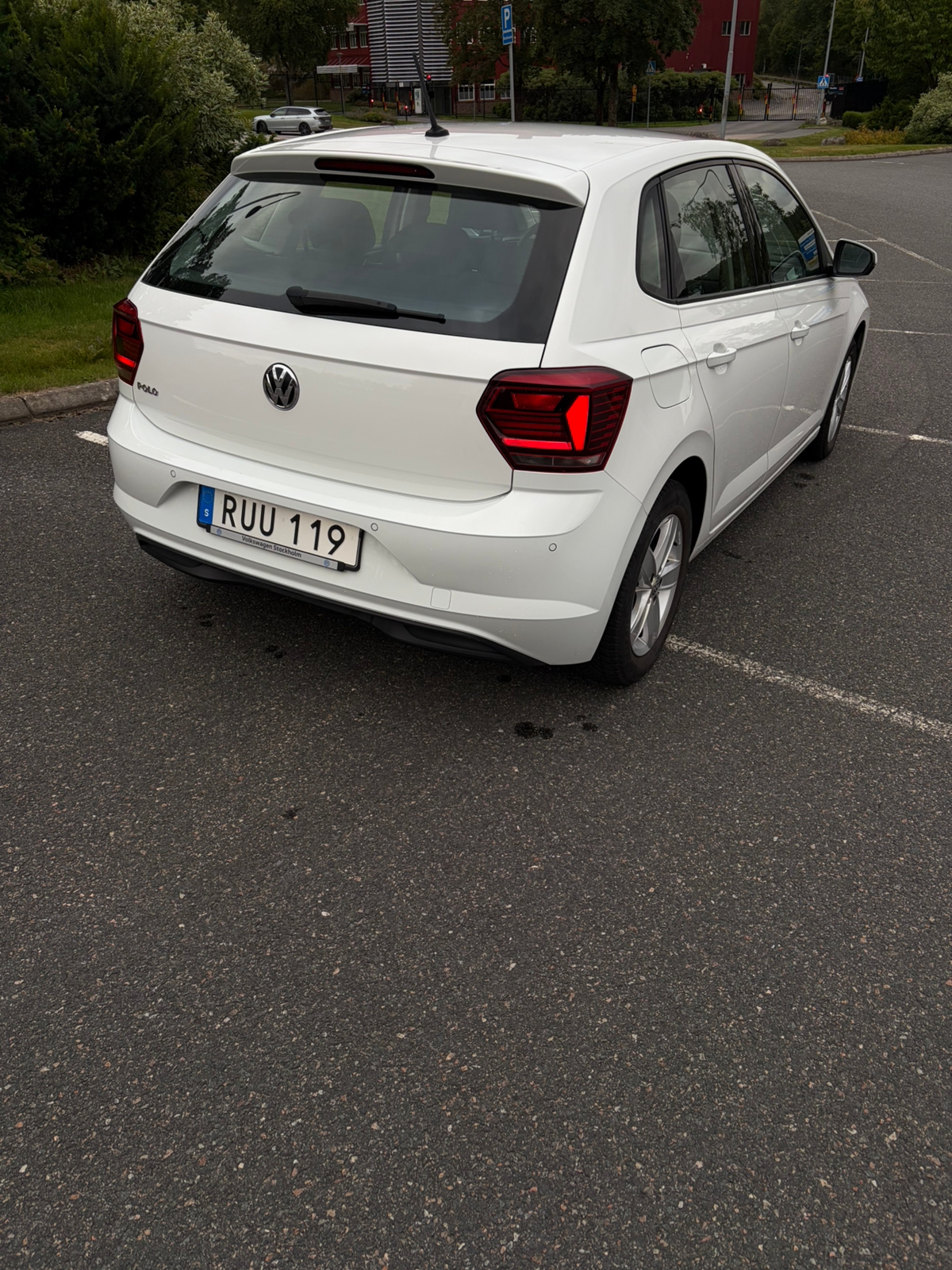 Volkswagen Polo 1.0 TSI Manuell 2018, bild 3/9