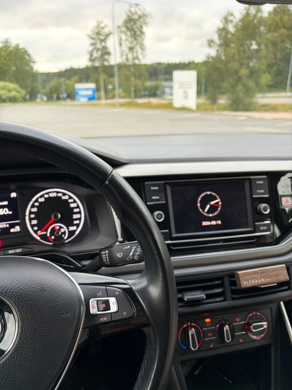 Volkswagen Polo 1.0 TSI Manuell 2018, bild 7/9