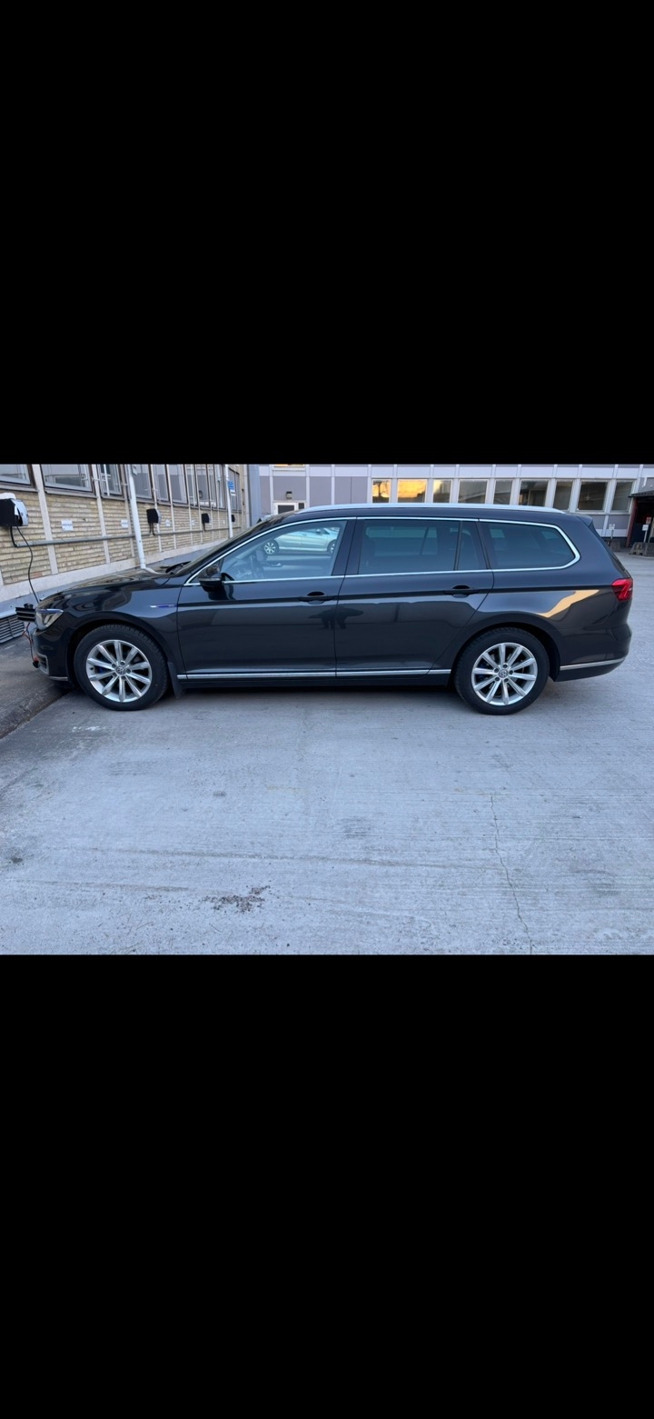 Volkswagen Passat 2018, bild 2/6