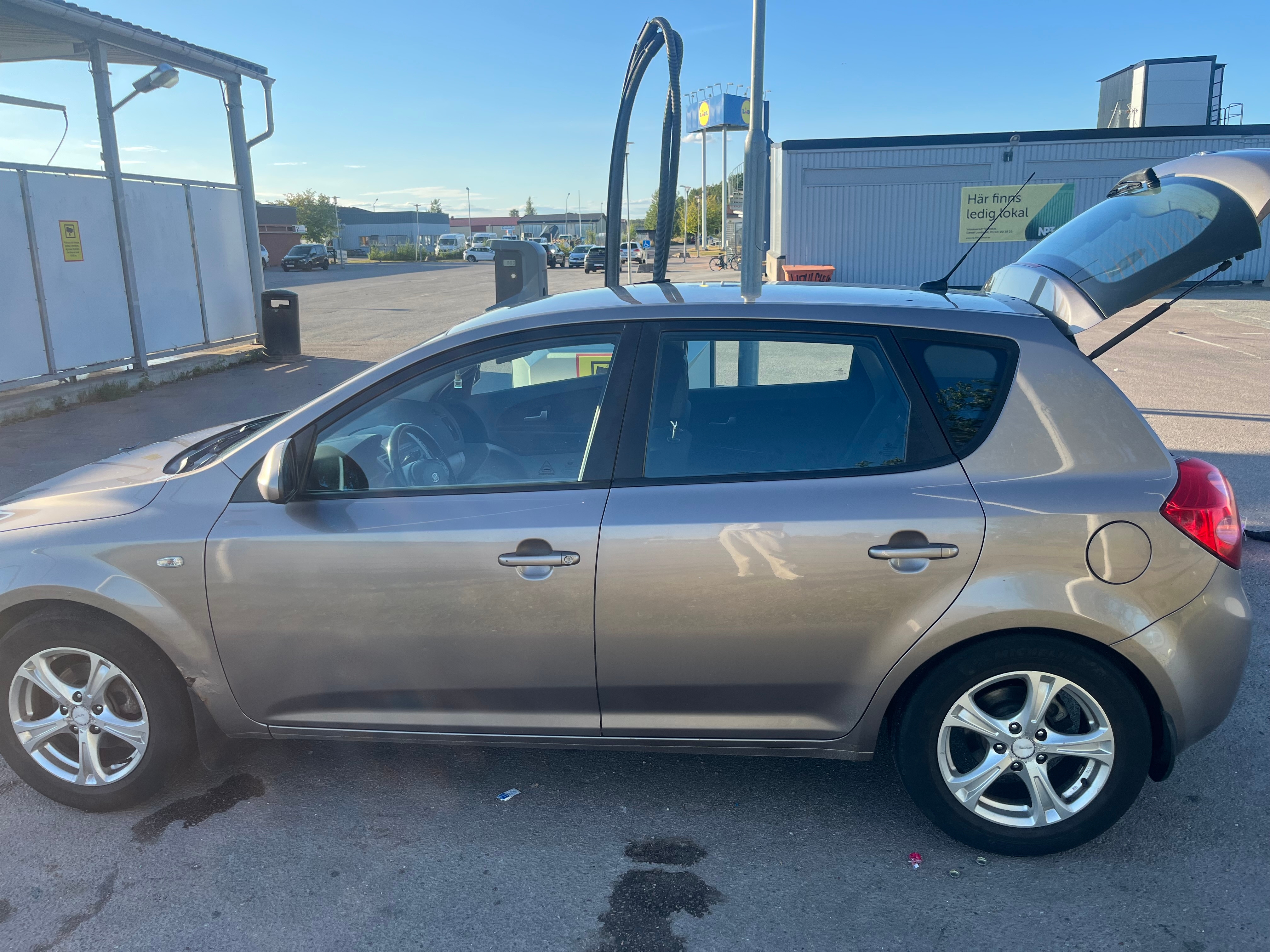 Kia Ceed 1.6 CVVT Manuell 2007, bild 5/8