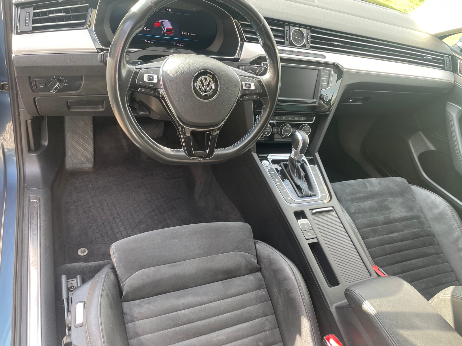 Volkswagen Passat 2017, bild 7/10