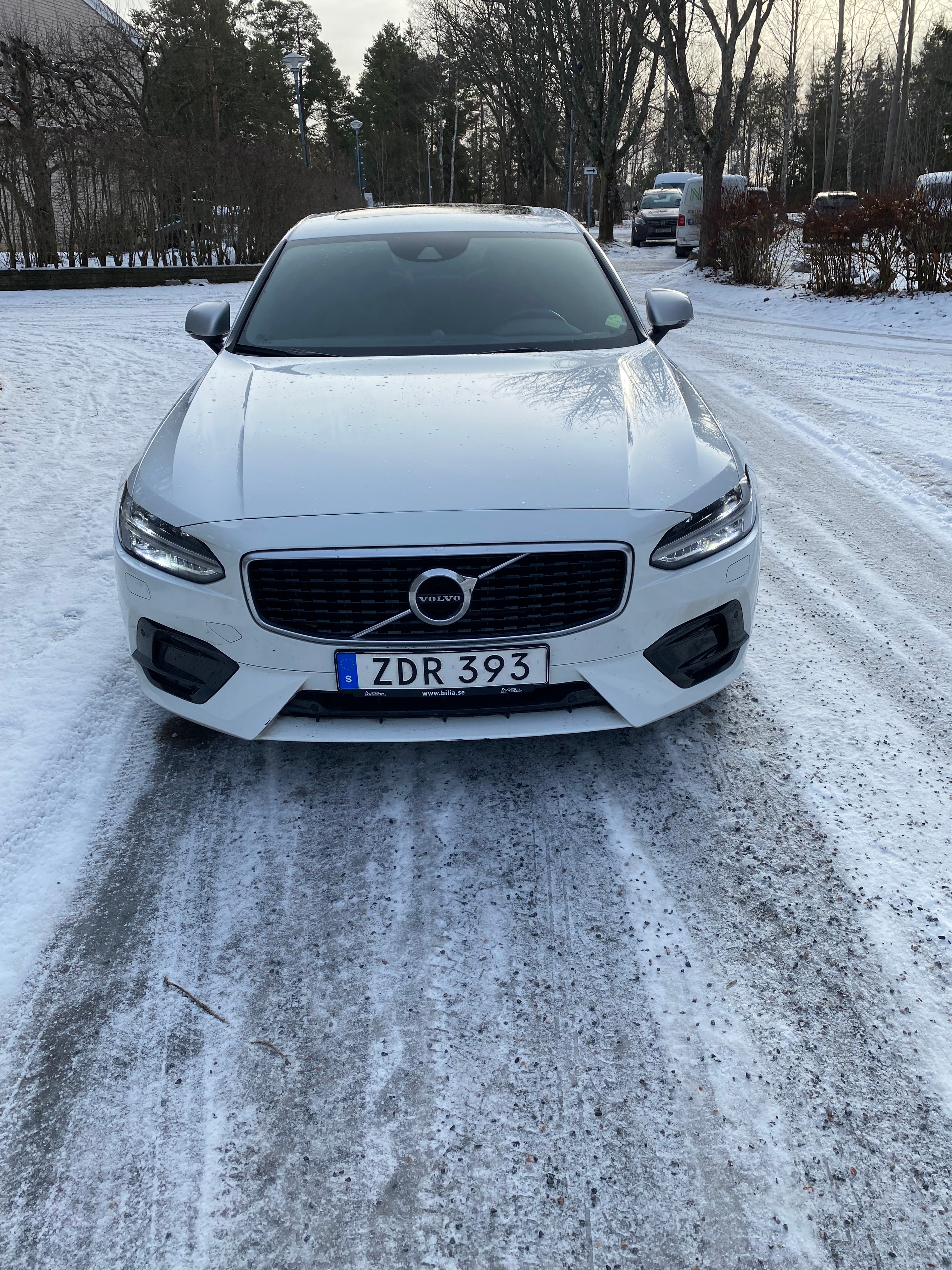 Volvo S90 D4 AWD Geartronic 2018, kuva 3/7