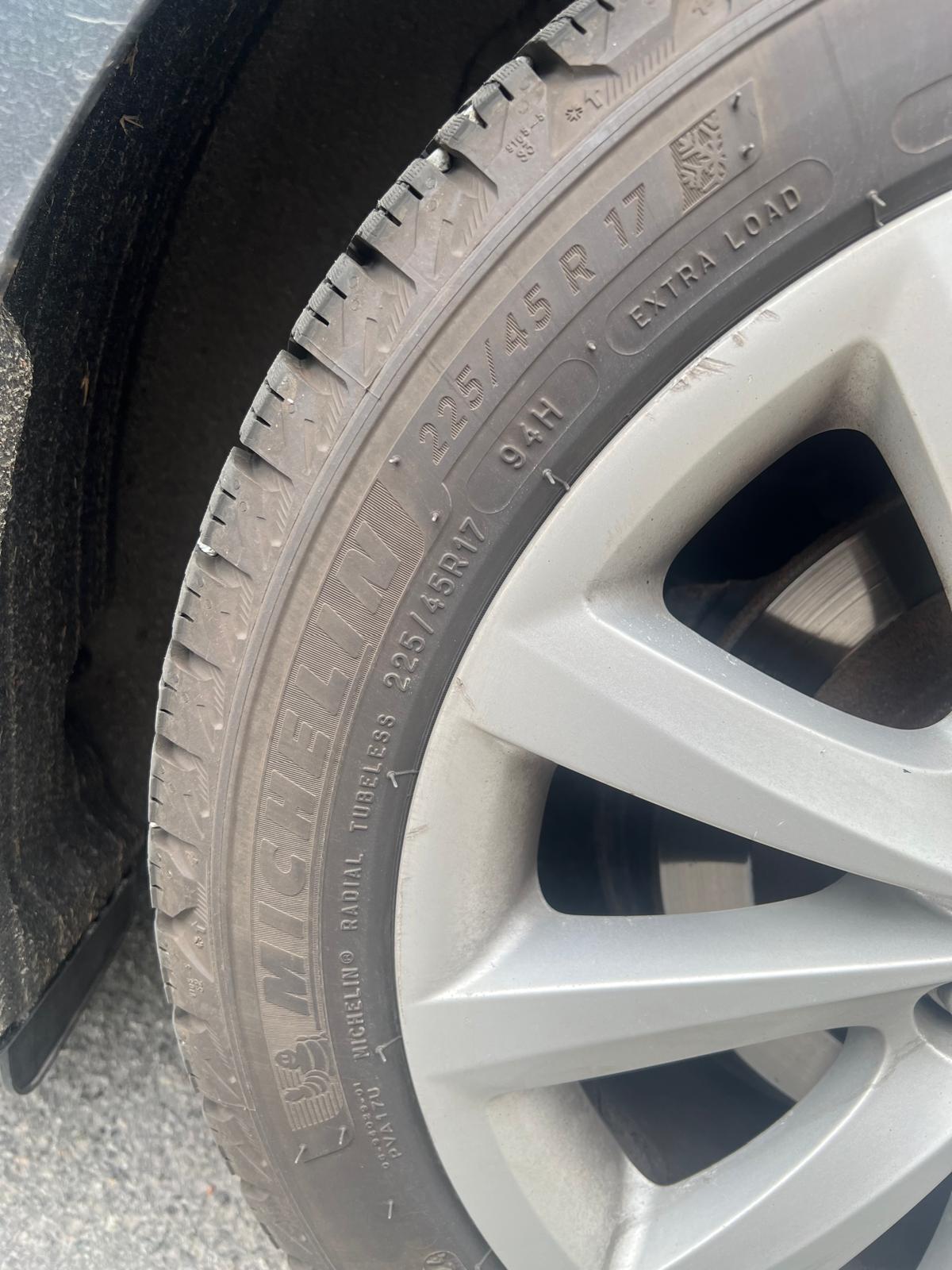 Hyundai i40 cw 1.7 CRDi Automatisk 2012, bild 2/6