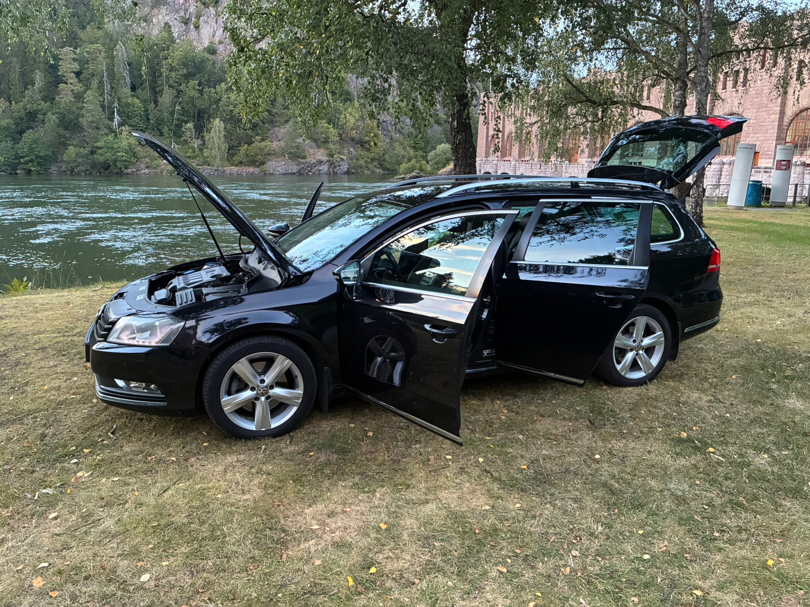 Volkswagen Passat 2011, bild 7/10