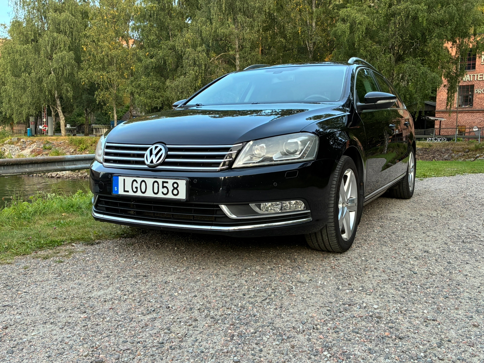 Volkswagen Passat 2011, bild 2/10