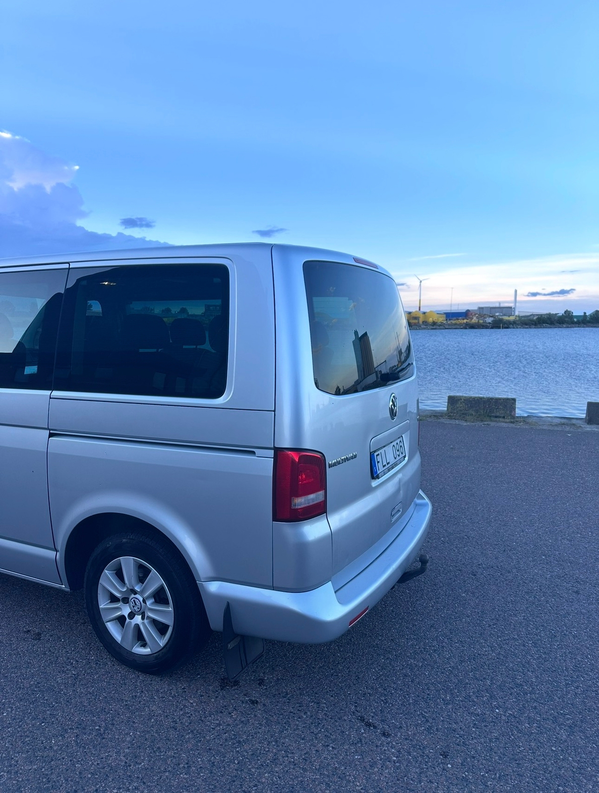 Volkswagen Multivan 2010, bild 3/8