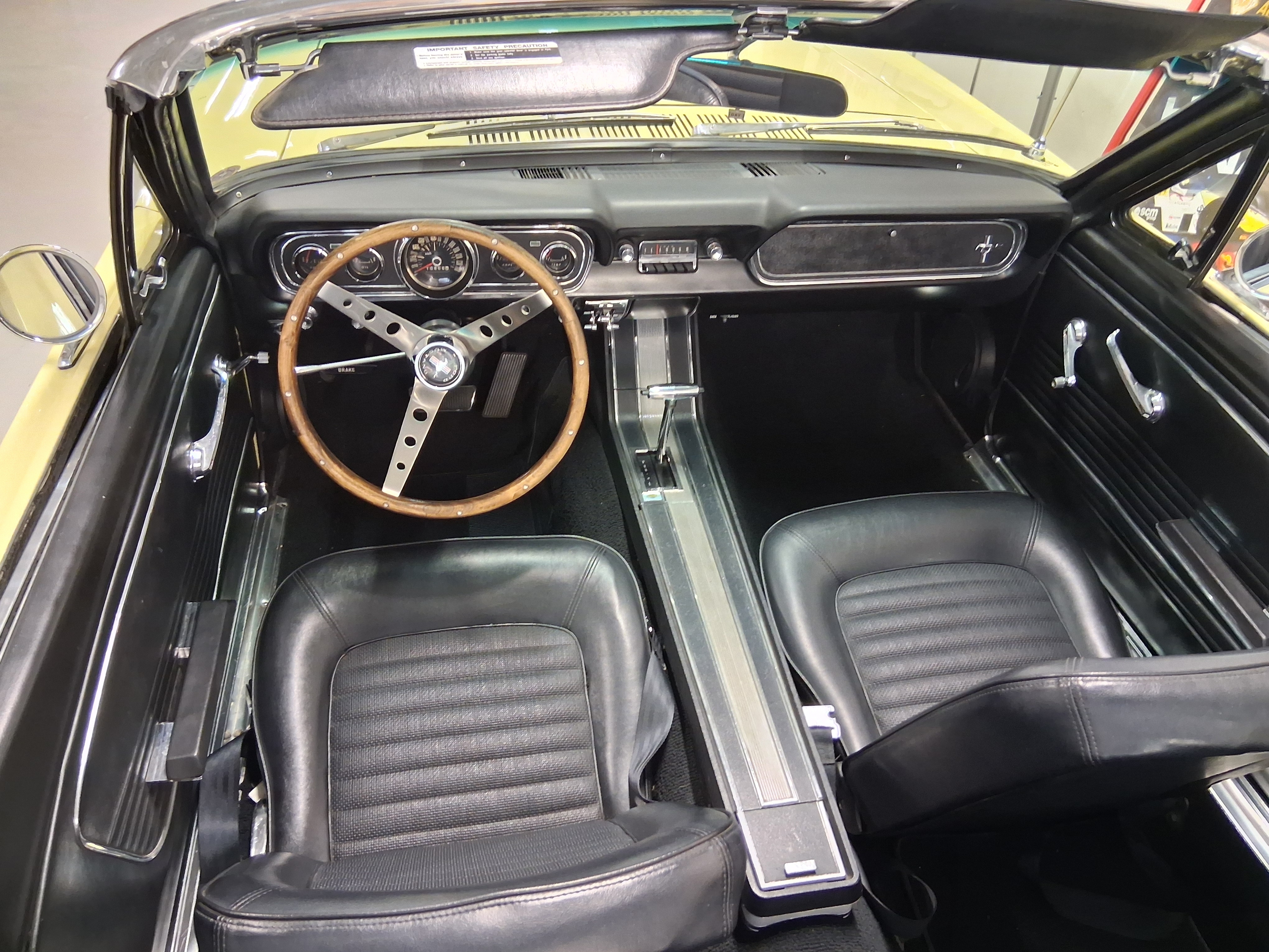 Ford Mustang Cabriolet 1966, bild 5/8