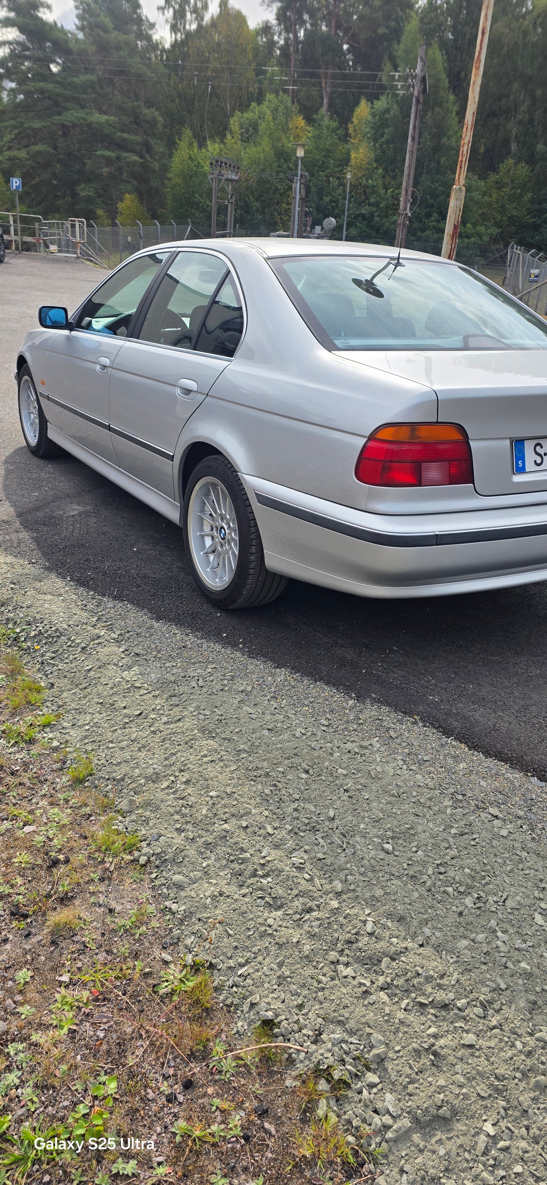 BMW 528 i Sedan Automatisk 1999, bild 3/6