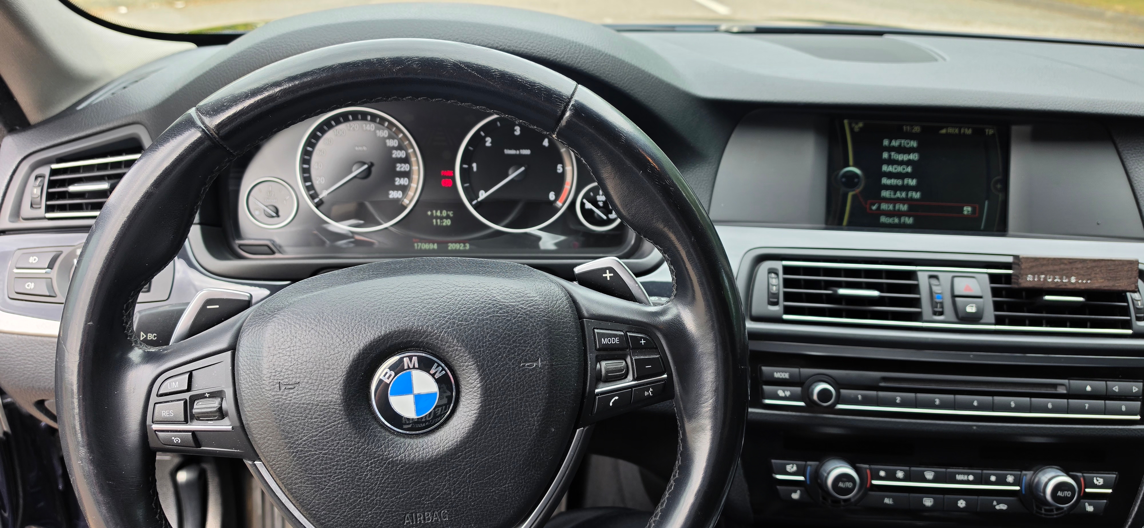 BMW 520 d Touring Steptronic 2012, bild 7/8