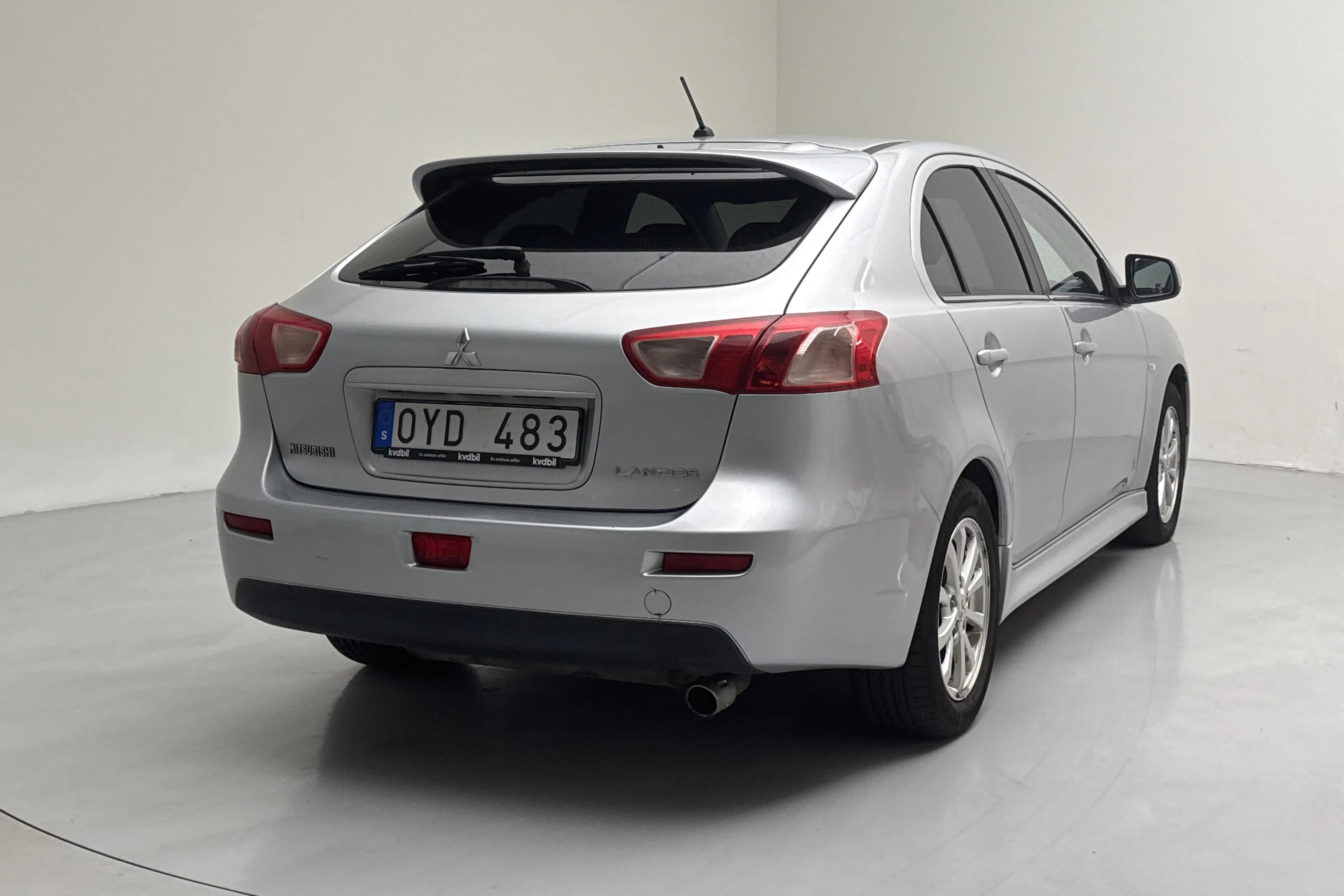 Mitsubishi Lancer 2011, bild 4/8
