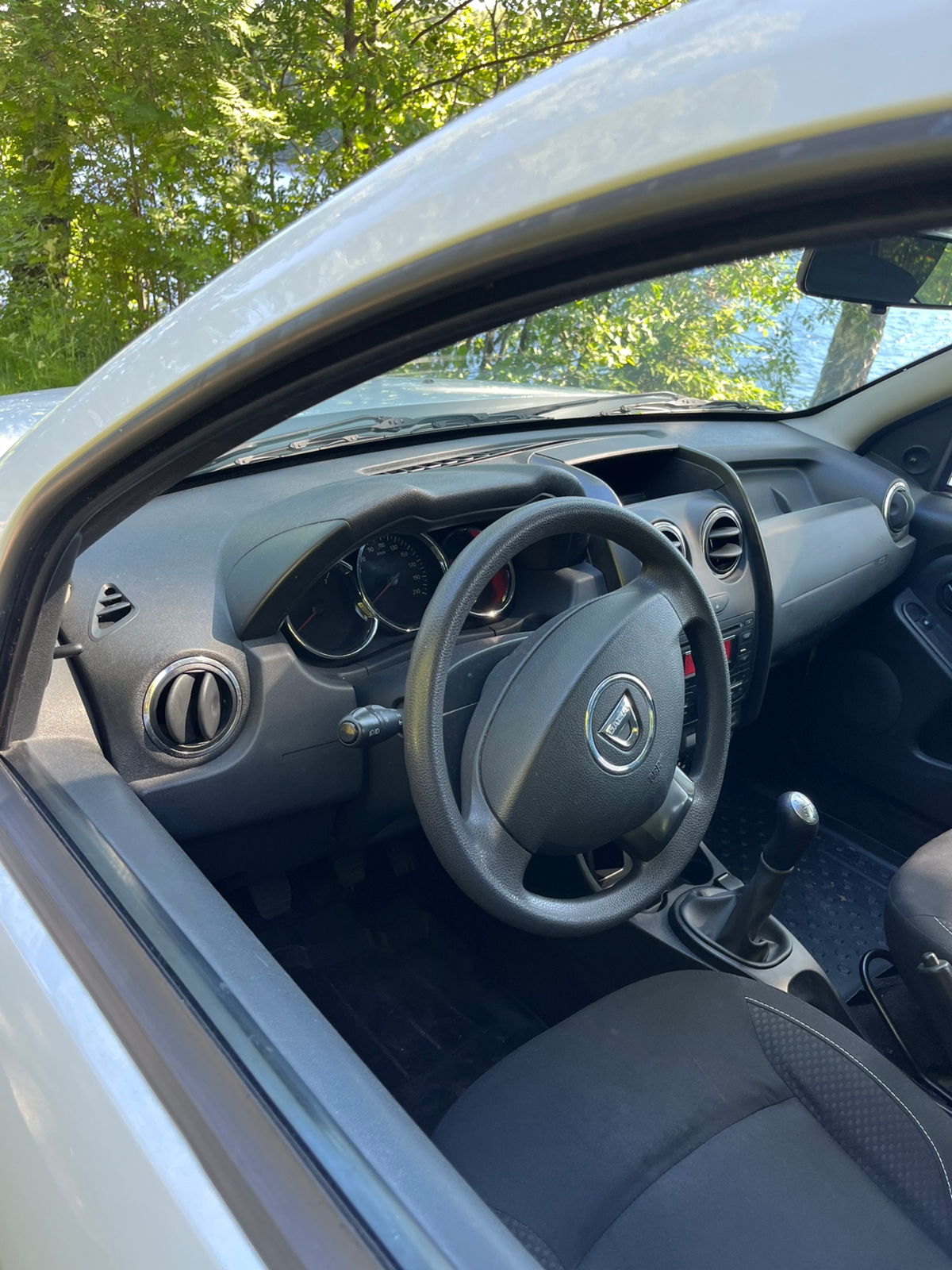 Dacia Duster 1.6 SCe Manuell 2016, bild 4/8