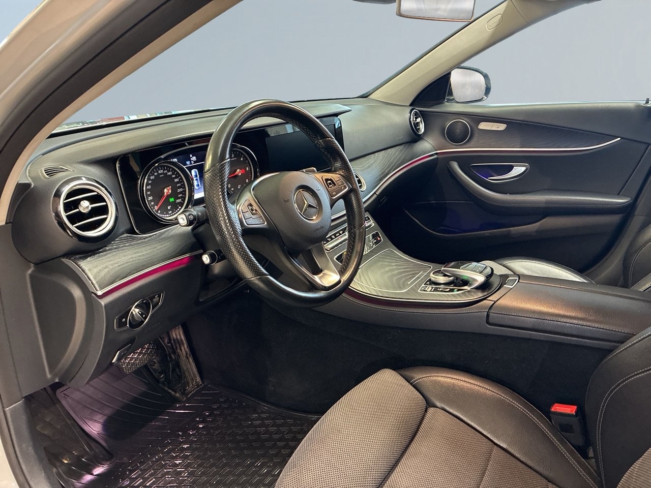 Mercedes-Benz E 2018, bild 7/18