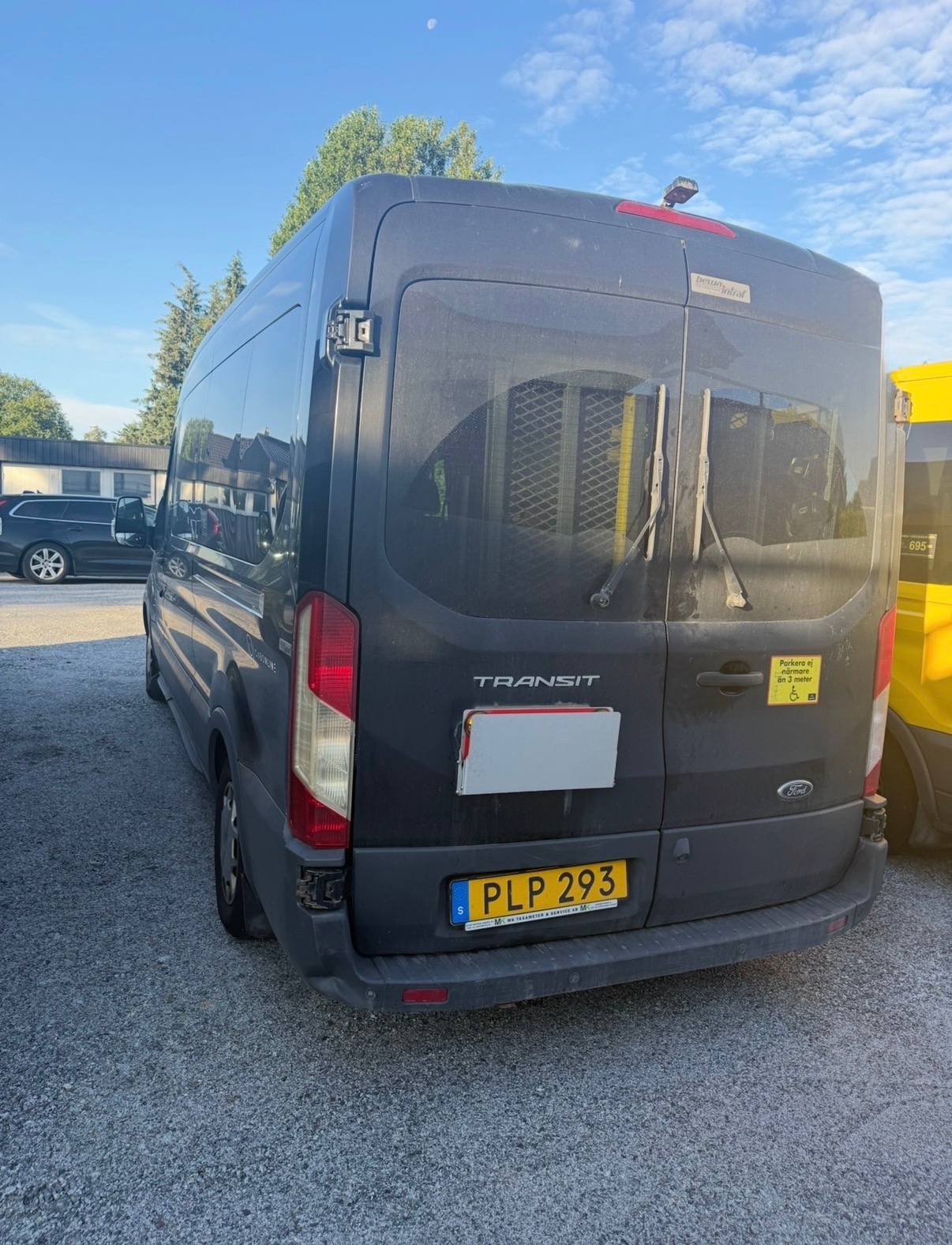 Ford Transit 350 Kombi 2.0 TDCi Manuell 2017, bild 2/6