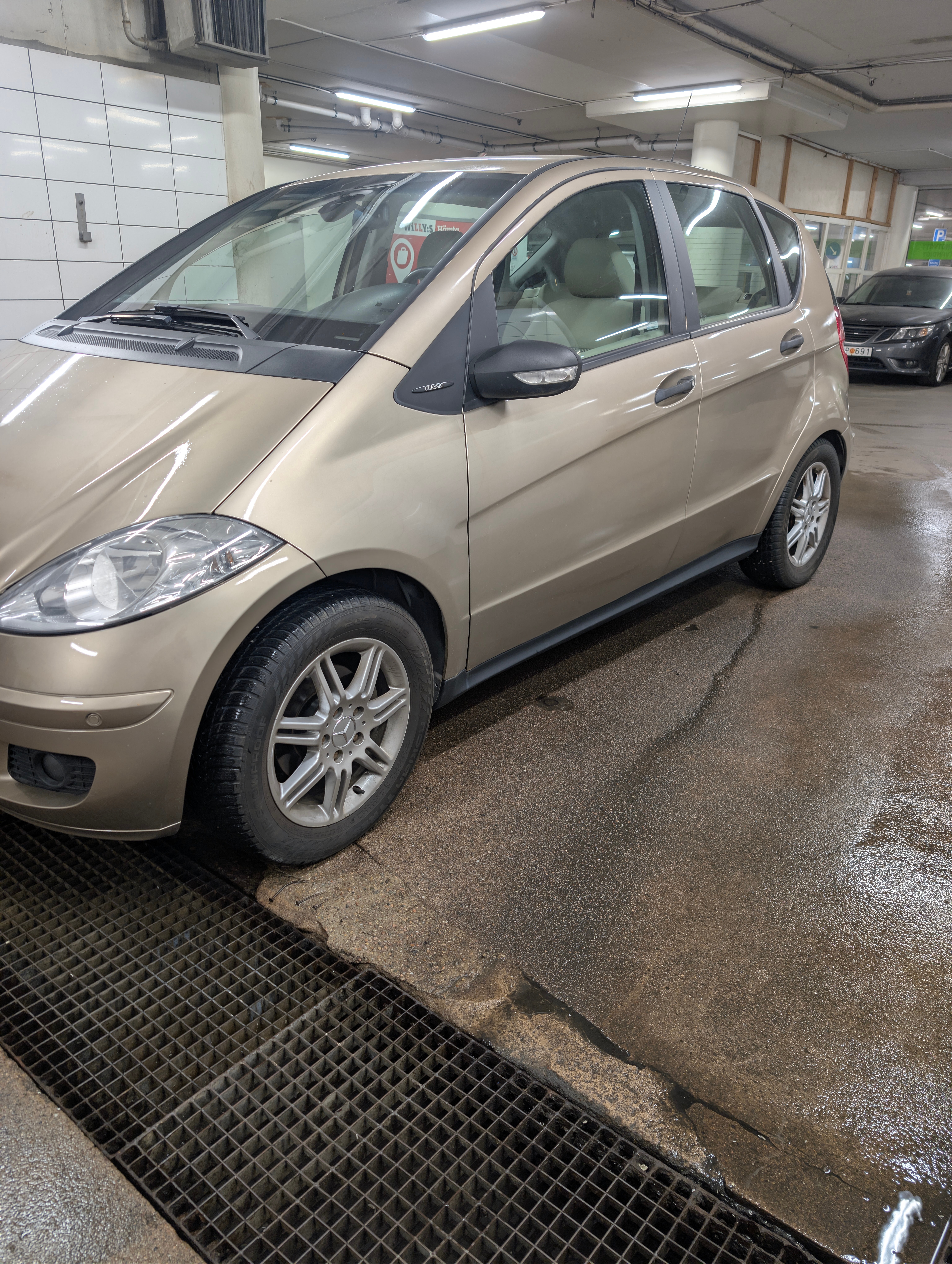 Mercedes-Benz A 150 5-dörrars Manuell 2005, bild 2/5