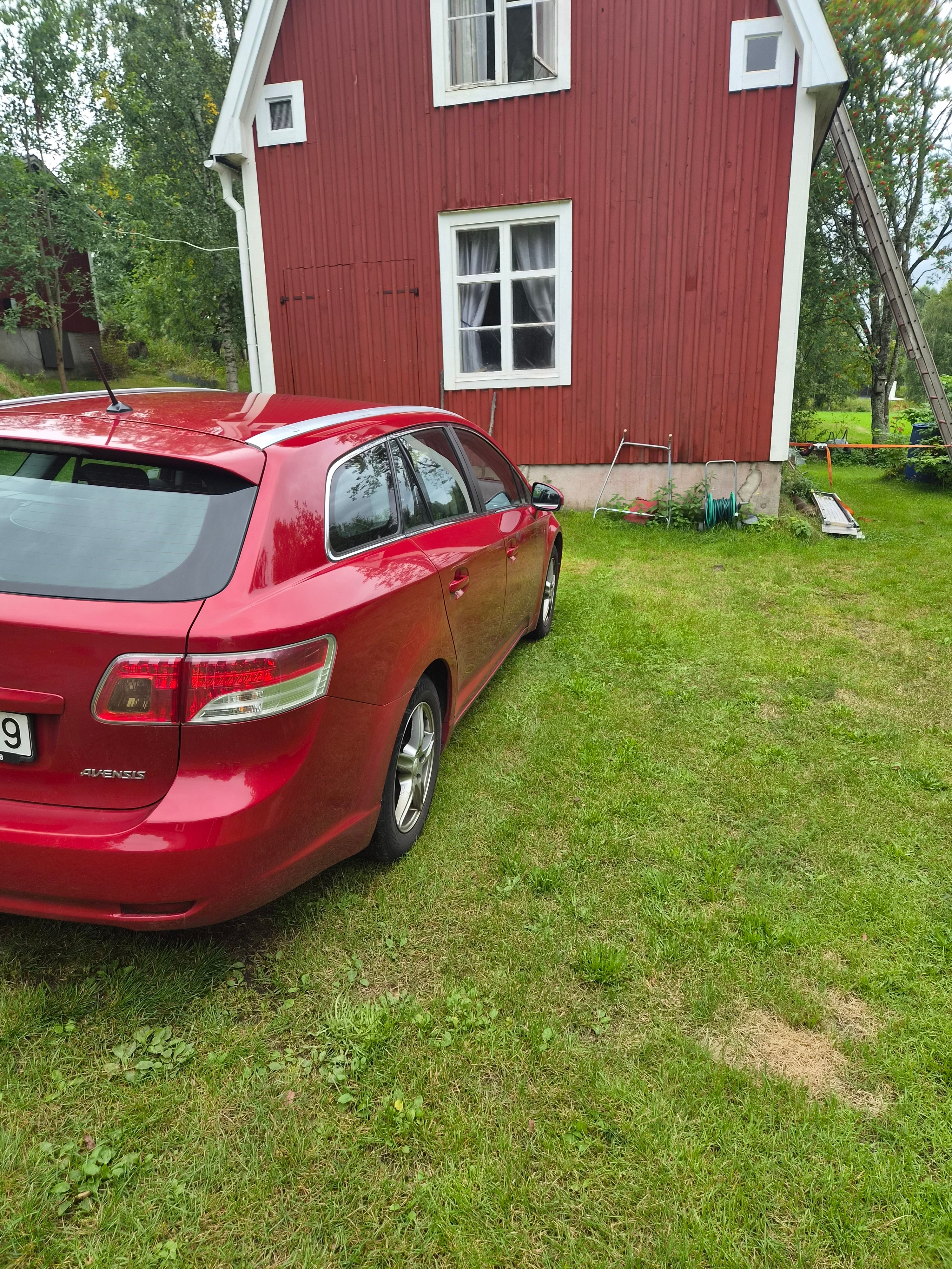 Toyota Avensis 2010, bild 3/5
