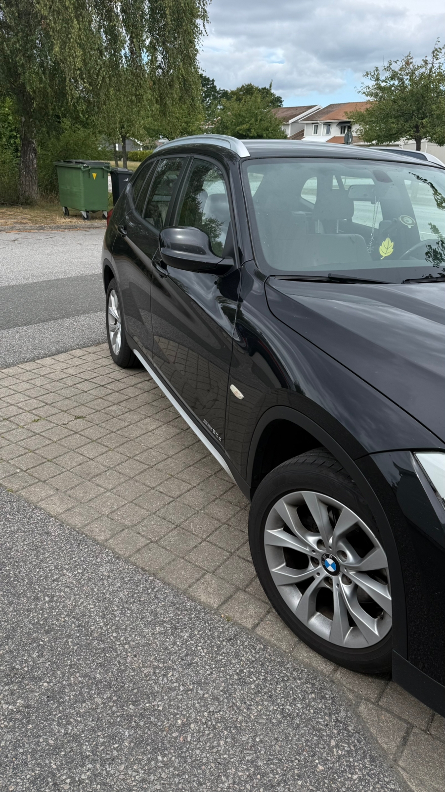 BMW X1 sDrive20d Manuell 2010, bild 2/10