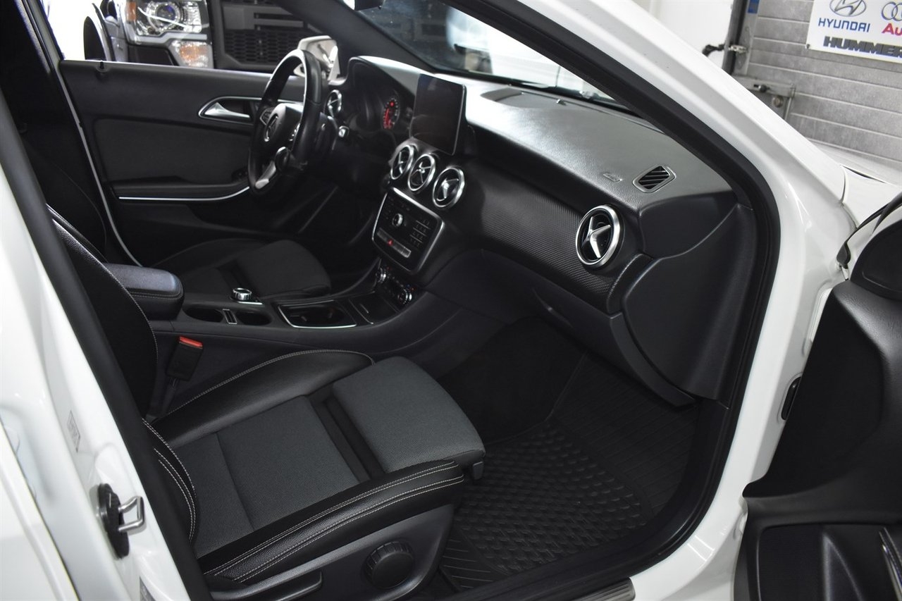 Mercedes-Benz A 2018, photo 6/10