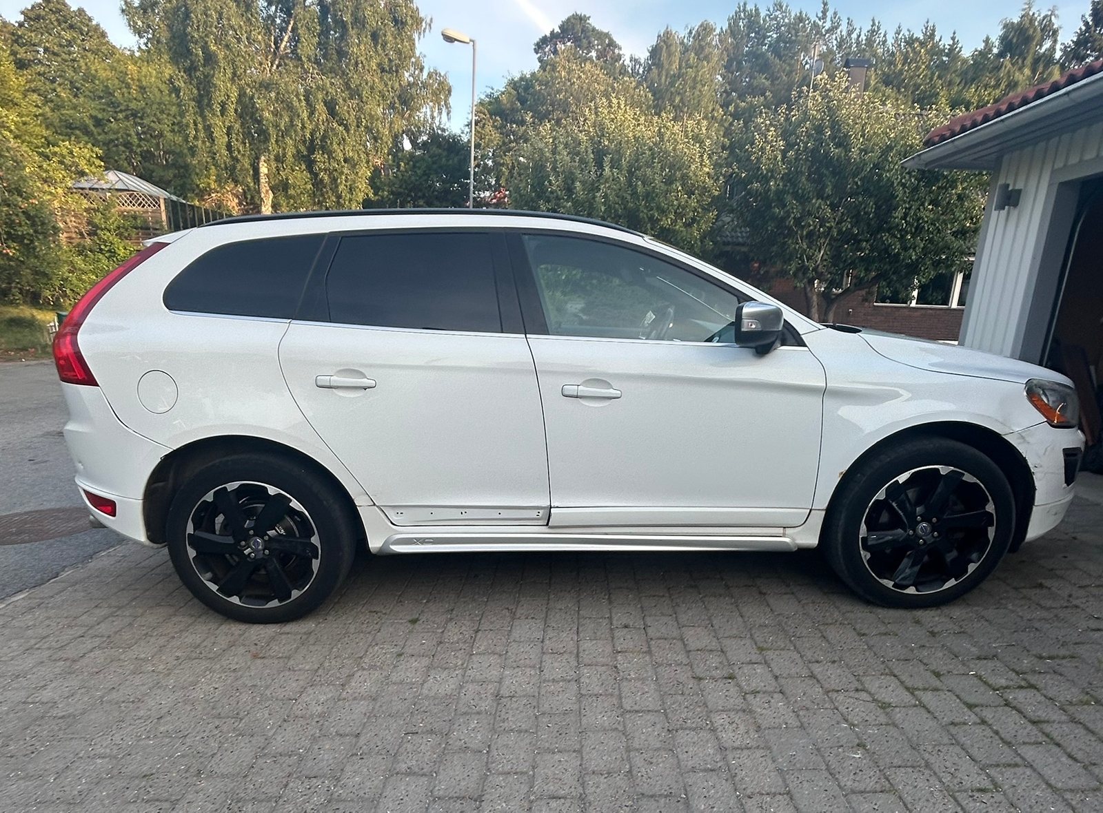Volvo XC60 D4 AWD Geartronic 2013, kuva 4/10