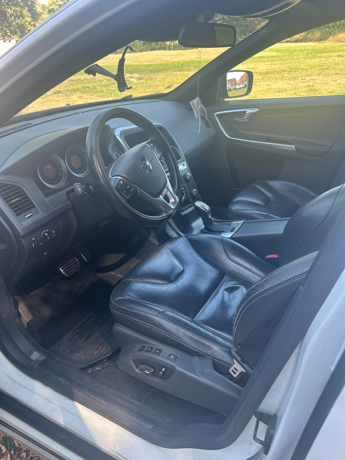 Volvo XC60 D4 AWD Geartronic 2013, kuva 7/10