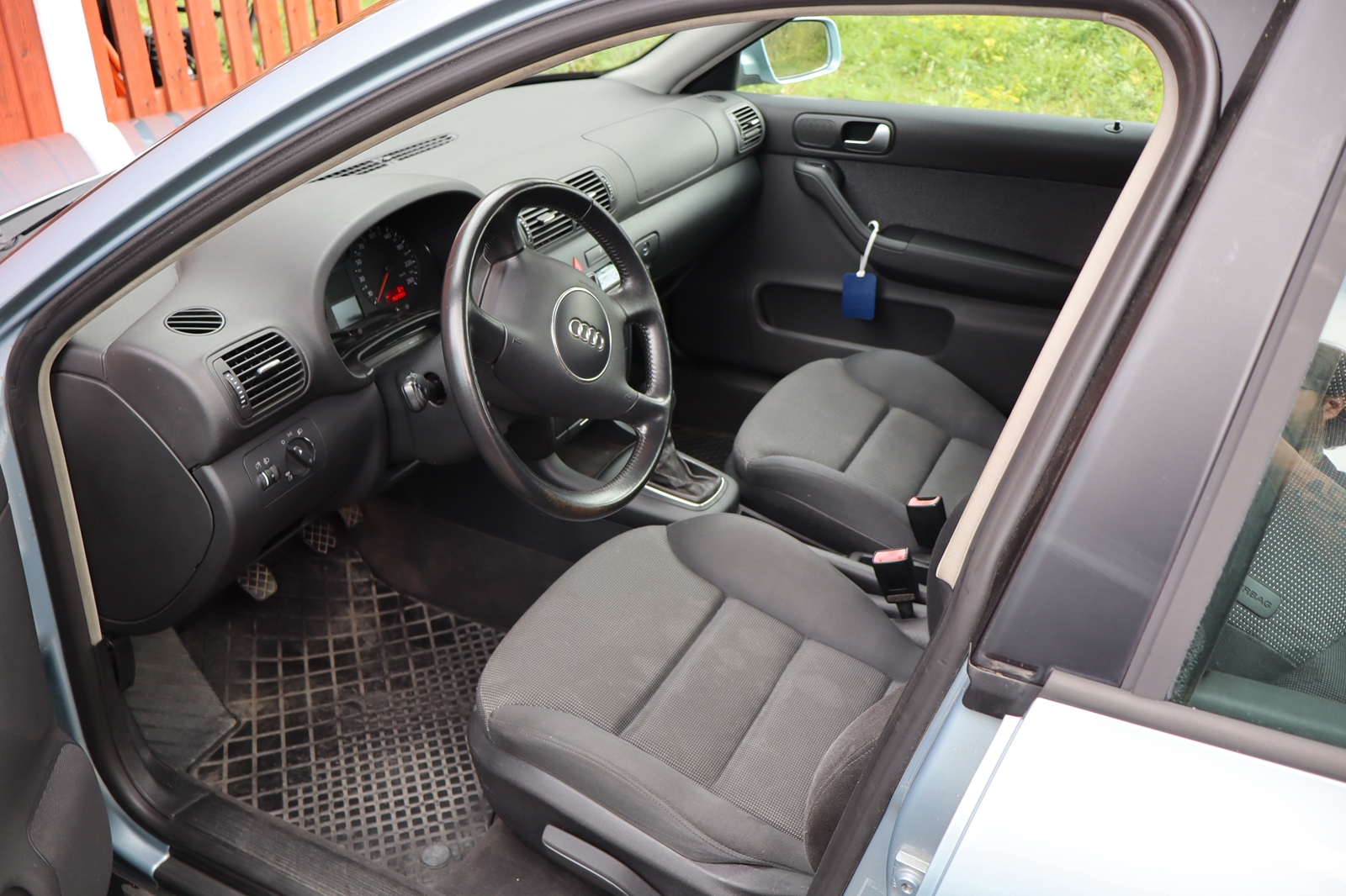 Audi A3 5-dörrar 1.6 Manuell 2003, bild 6/9