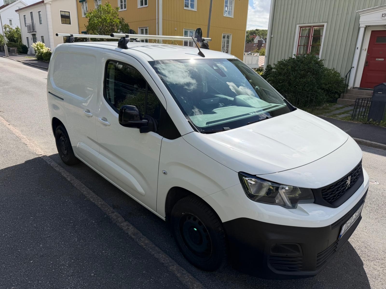 Peugeot Partner 2021, bild 2/6