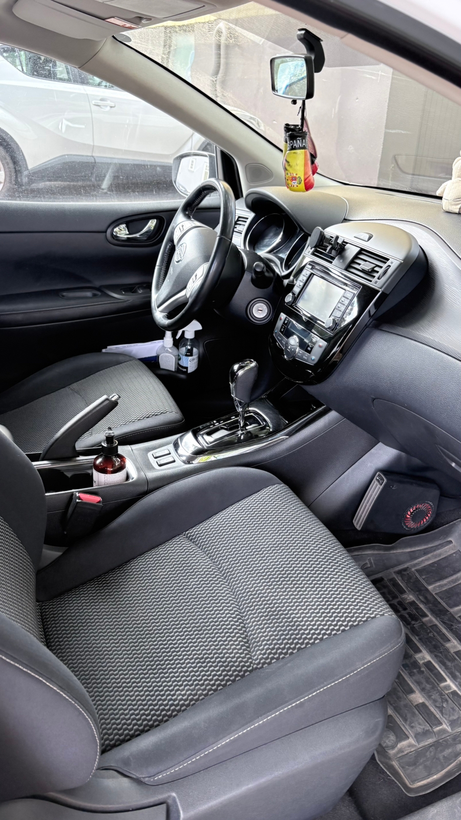 Nissan Pulsar 1.2 DIG-T XTRONIC-CVT 2015, bild 3/10