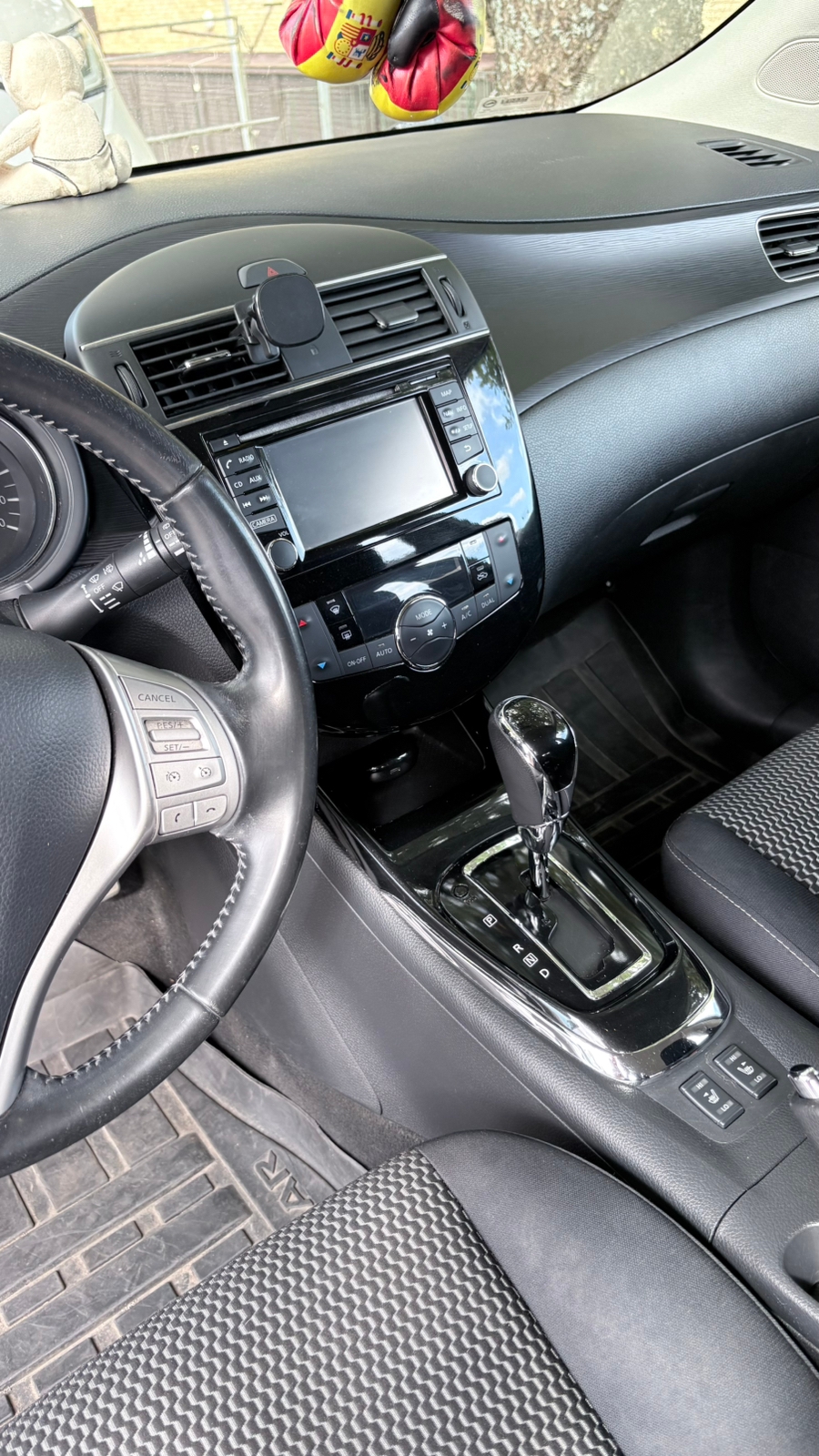 Nissan Pulsar 1.2 DIG-T XTRONIC-CVT 2015, bild 7/10