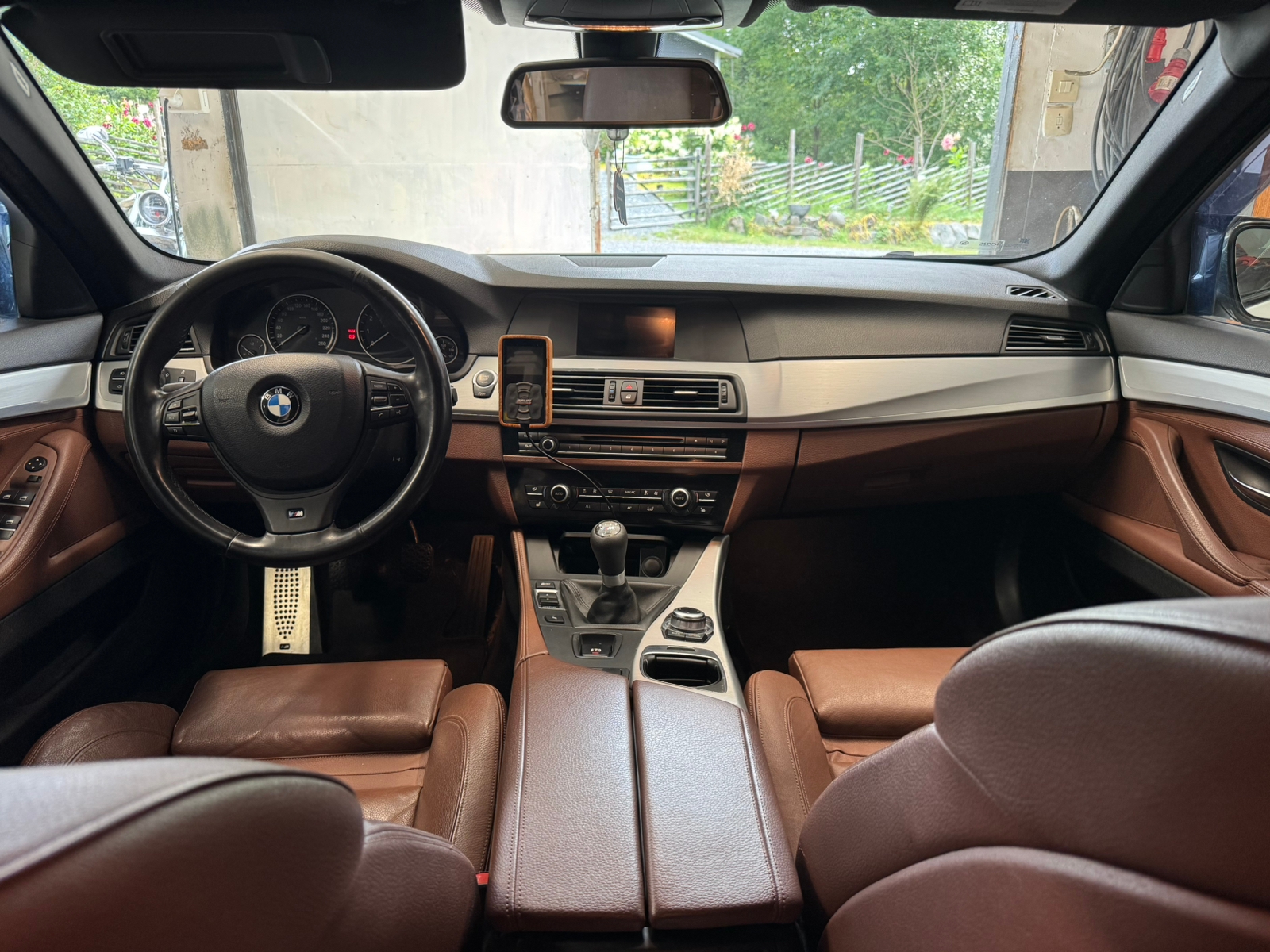 BMW 528 i Touring Manuell 2013, bild 4/6