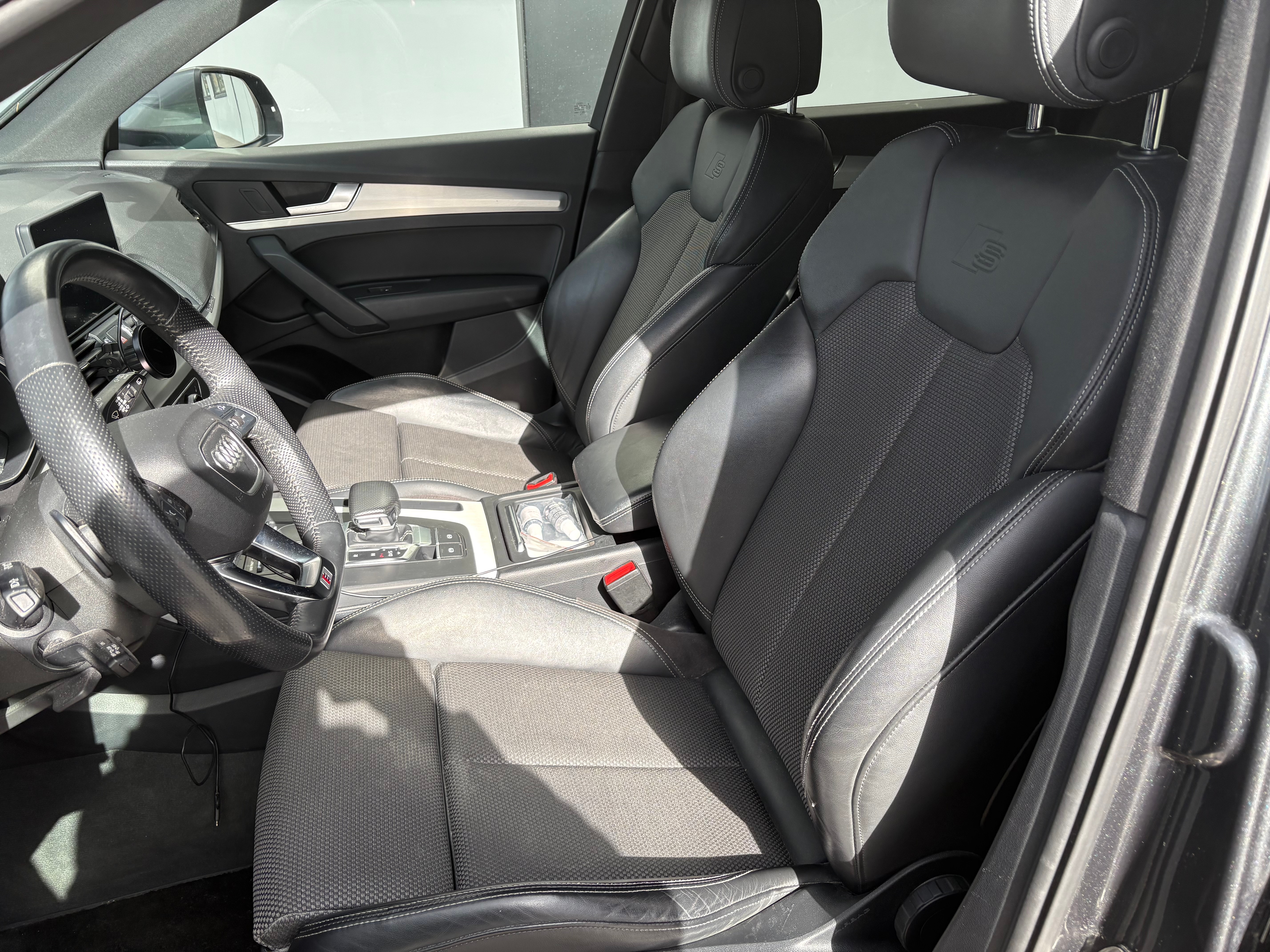 Audi Q5 2019, photo 6/7