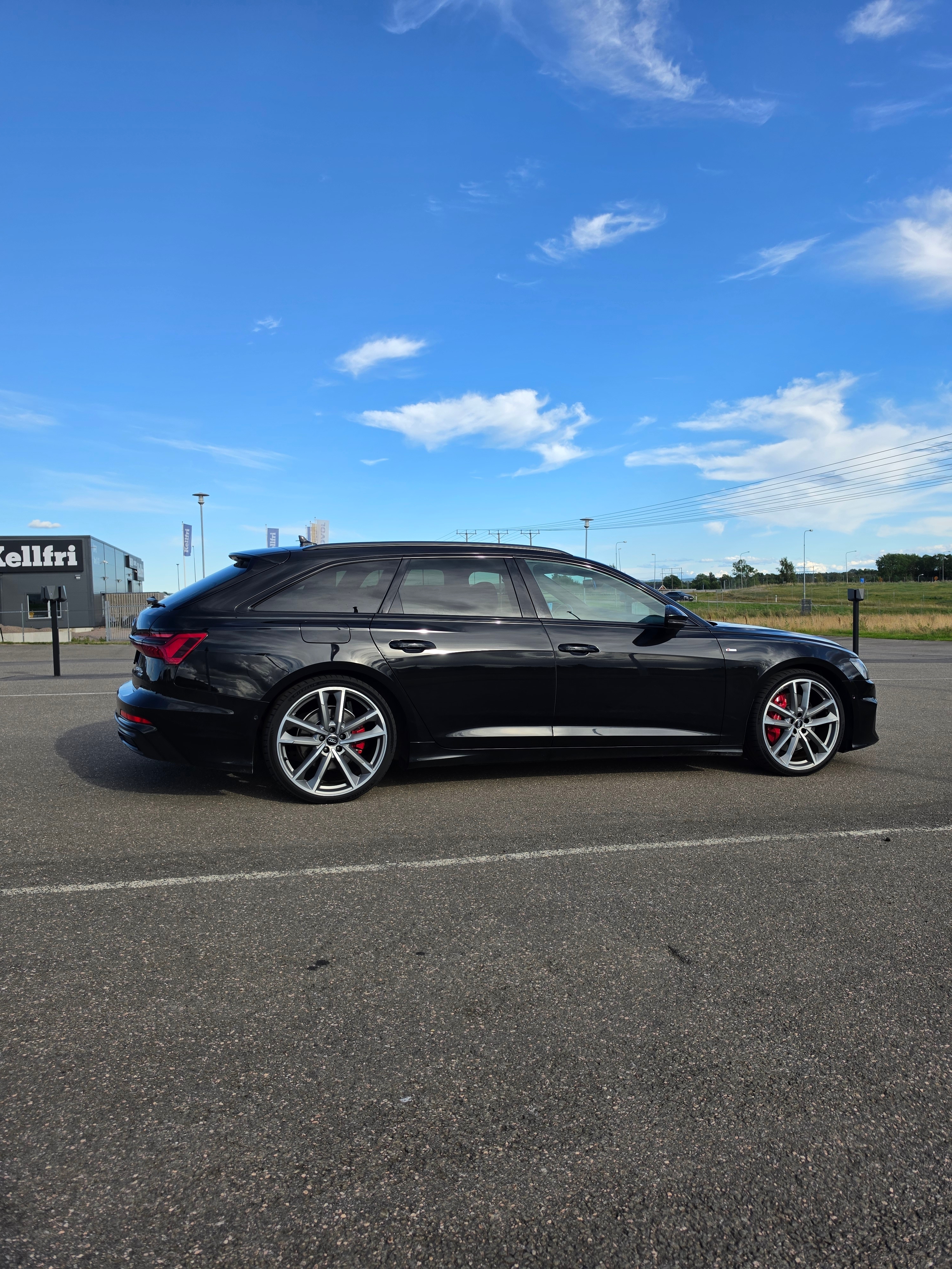 Audi A6 Avant 55 TFSI e quattro S Tronic 2021, bild 4/8