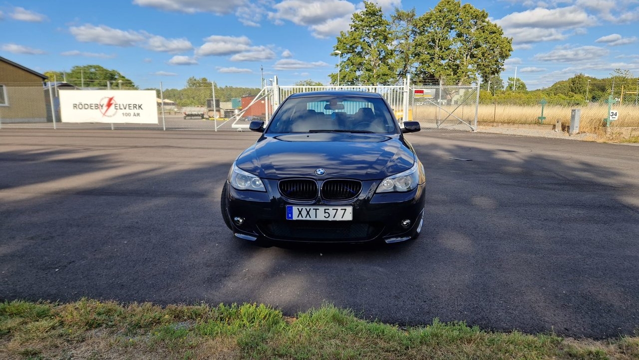 BMW 530 i Sedan M Sport Euro 4 2006, bild 2/9