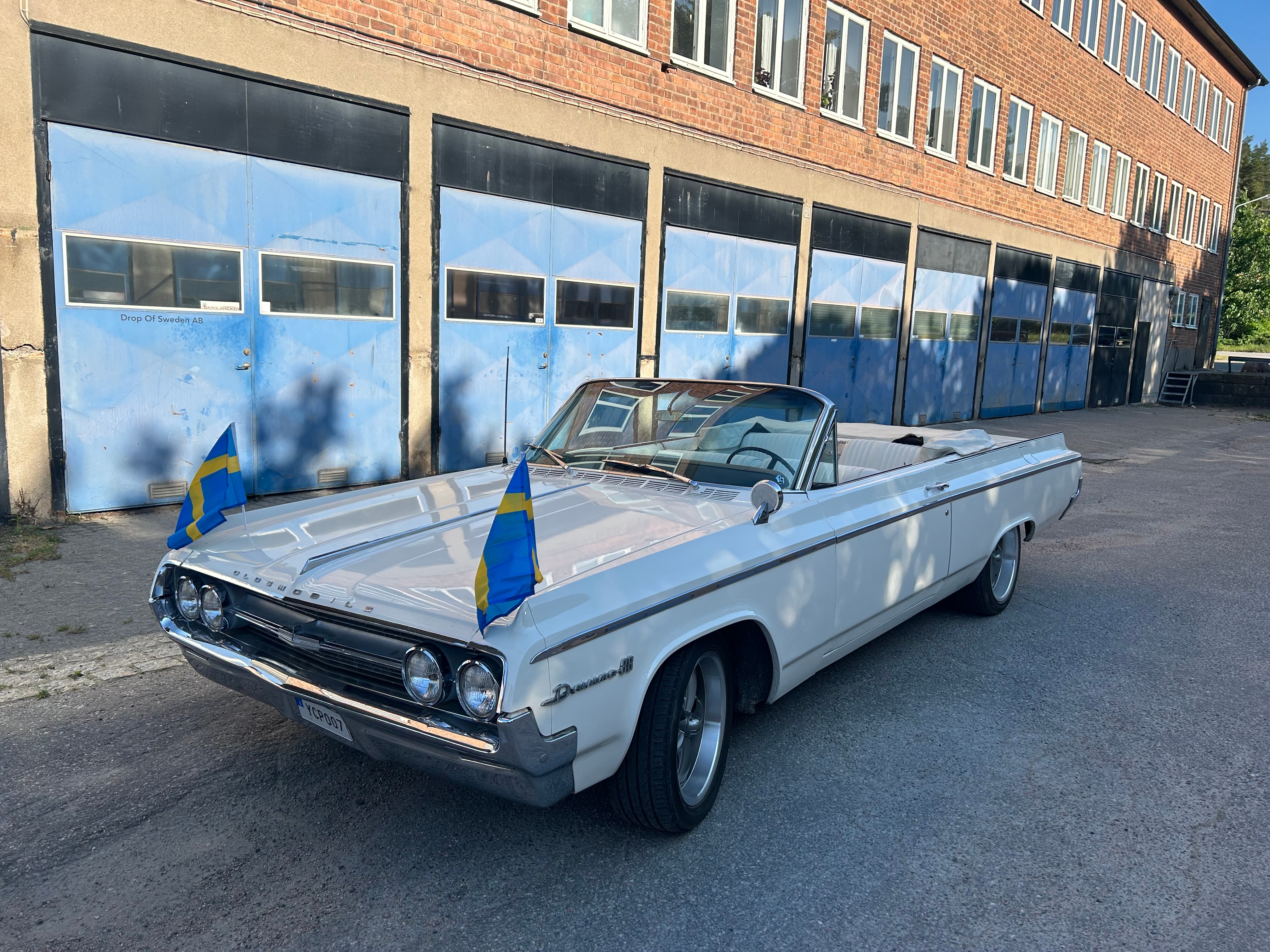 Oldsmobile Dynamic 88 1964, bild 3/6
