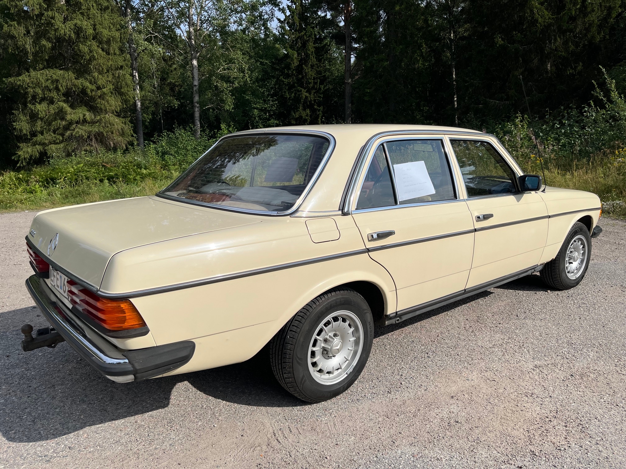 Mercedes-Benz 200 Manuell 1983, photo 5/10