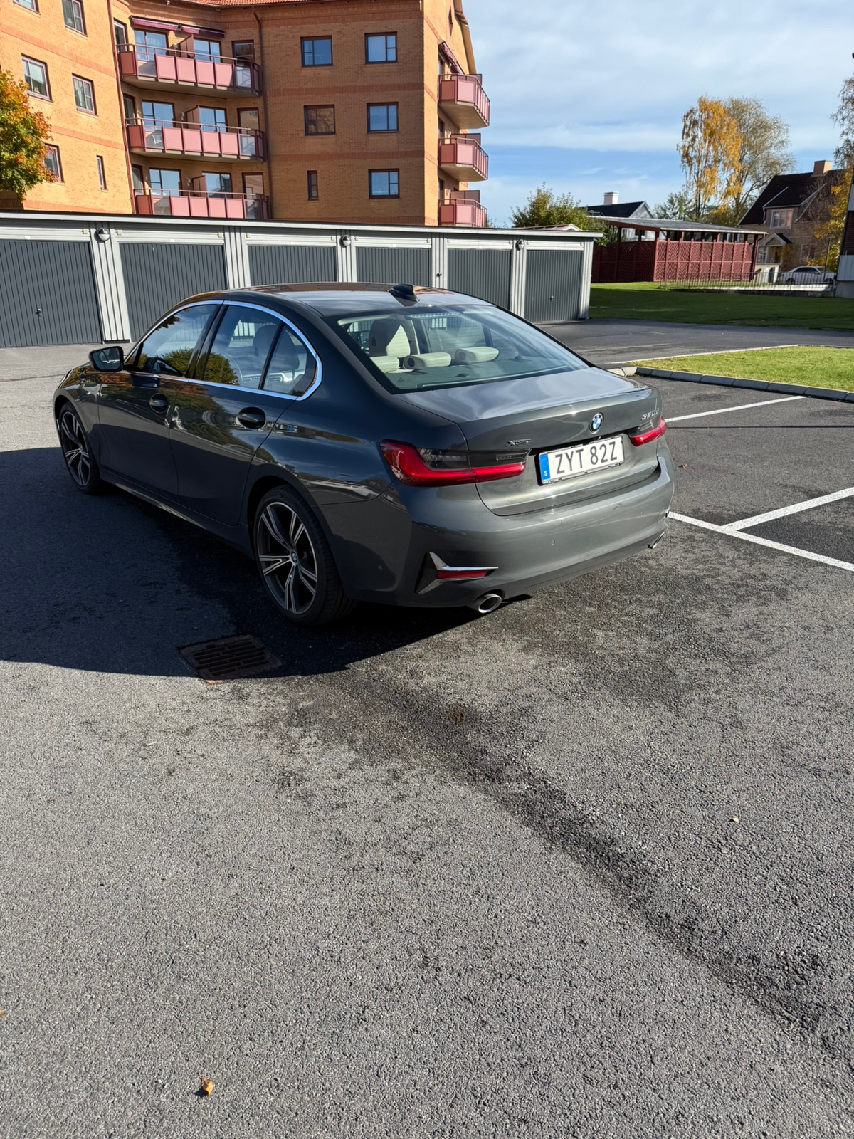 BMW 320 d xDrive Sedan Steptronic 2019, bild 2/6