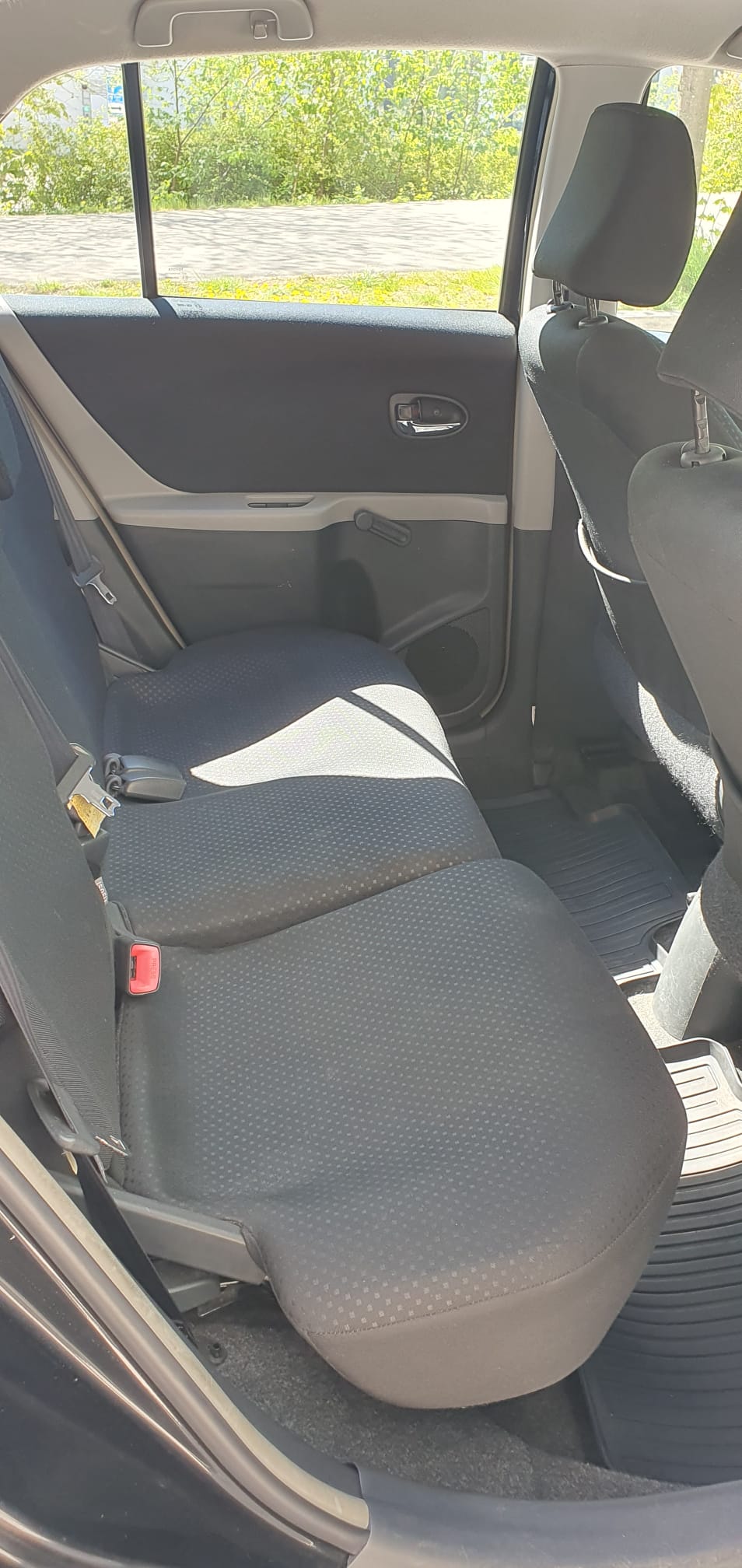 Toyota Yaris 2010, kuva 5/5