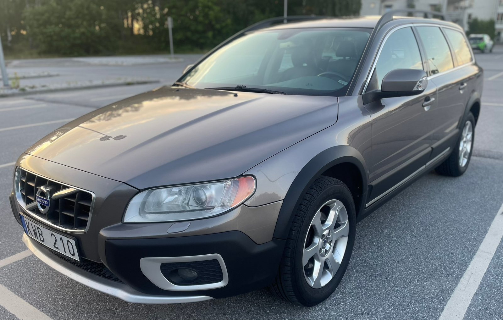 Volvo XC70 D5 AWD Geartronic 2011, bild 2/10