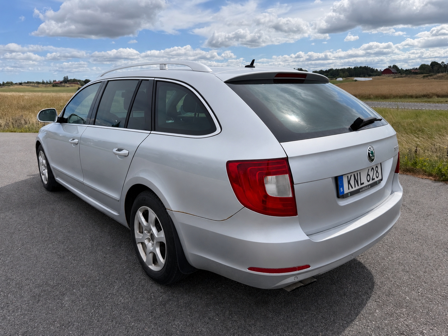 Skoda Superb Kombi 1.8 TSI 4x4 Manuell 2010, bild 4/6