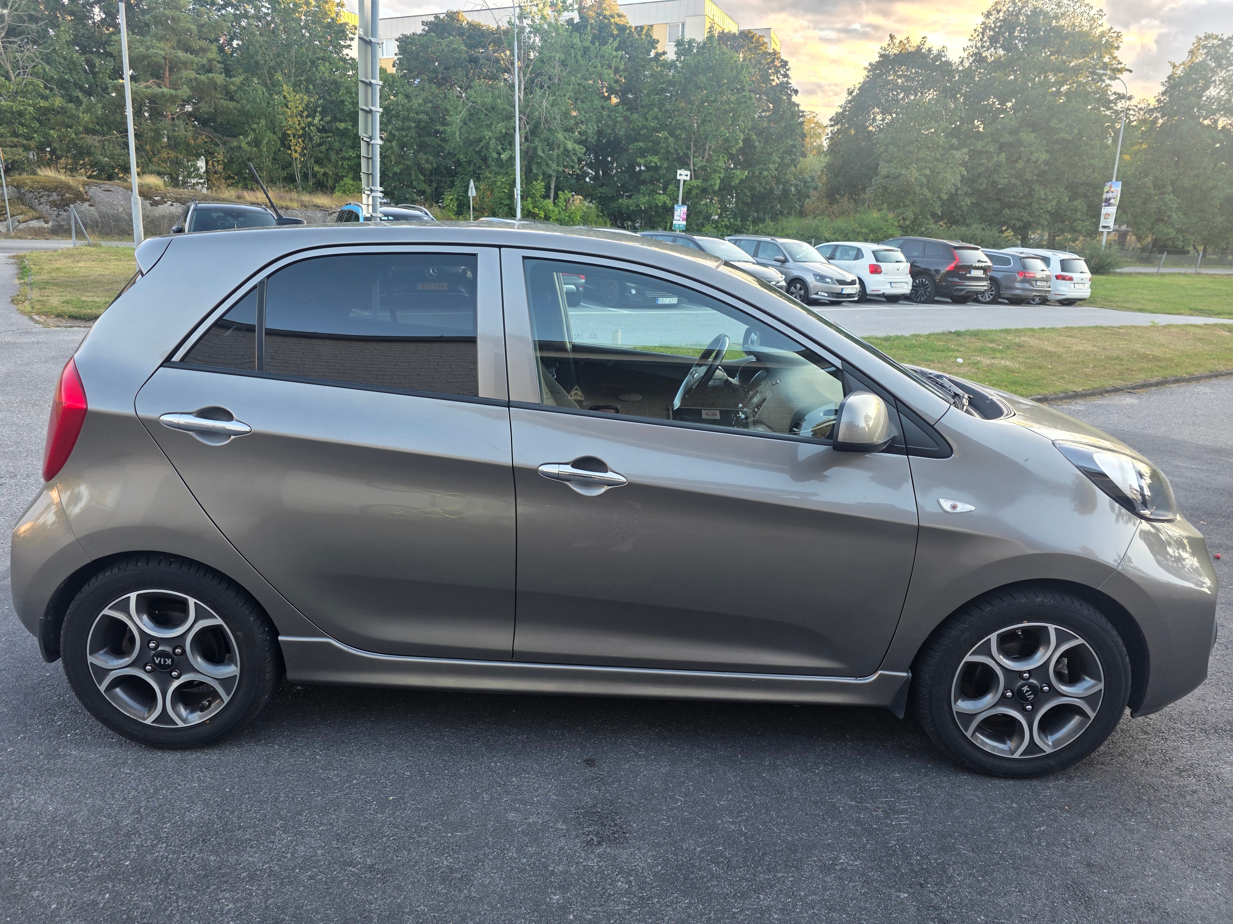 Kia Picanto 5-dörrar 1.0 MPI Manuell 2017, bild 4/10