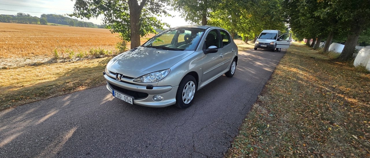 Peugeot 206 2007, bild 2/10