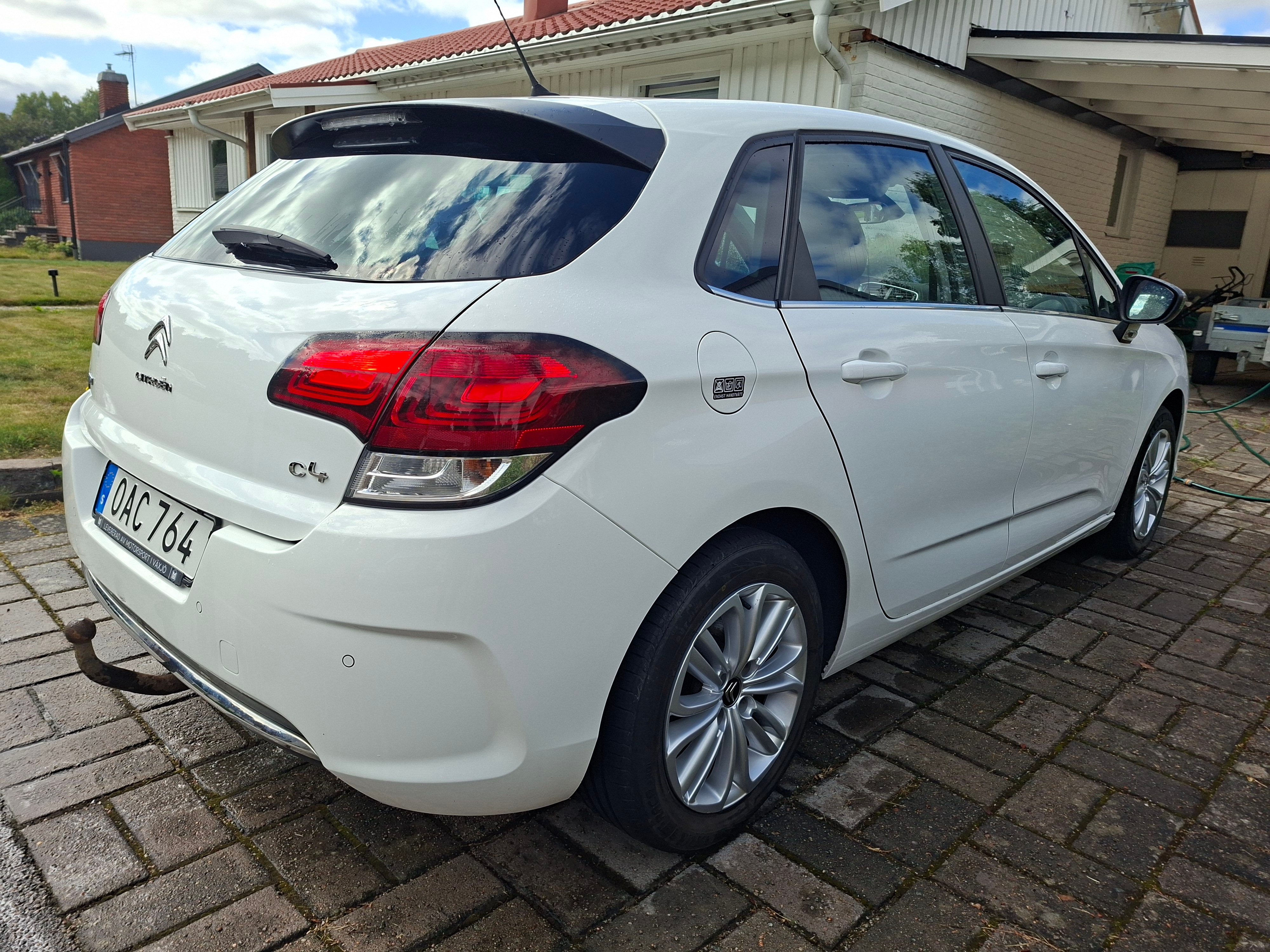 Citroen C4 1.6 BlueHDi EAT 2016, bild 5/6
