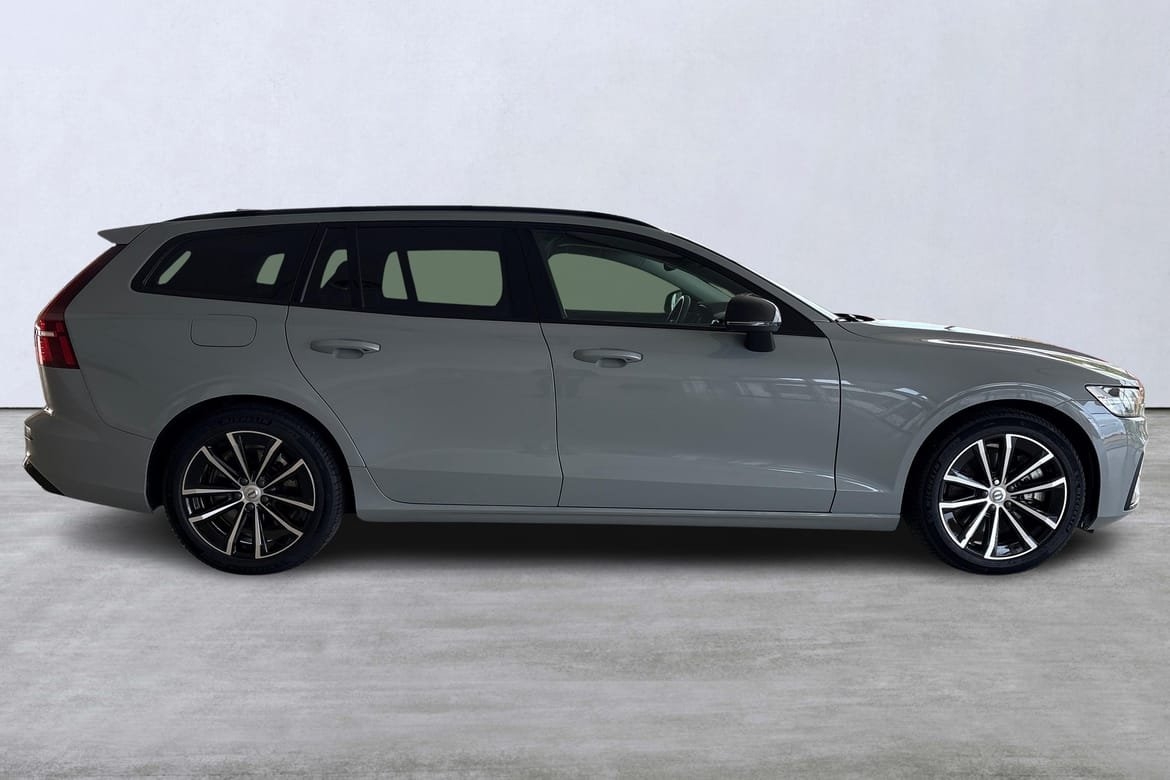 Volvo V60 T6 Plus Dark Nordic Edition 2026, bild 3/10