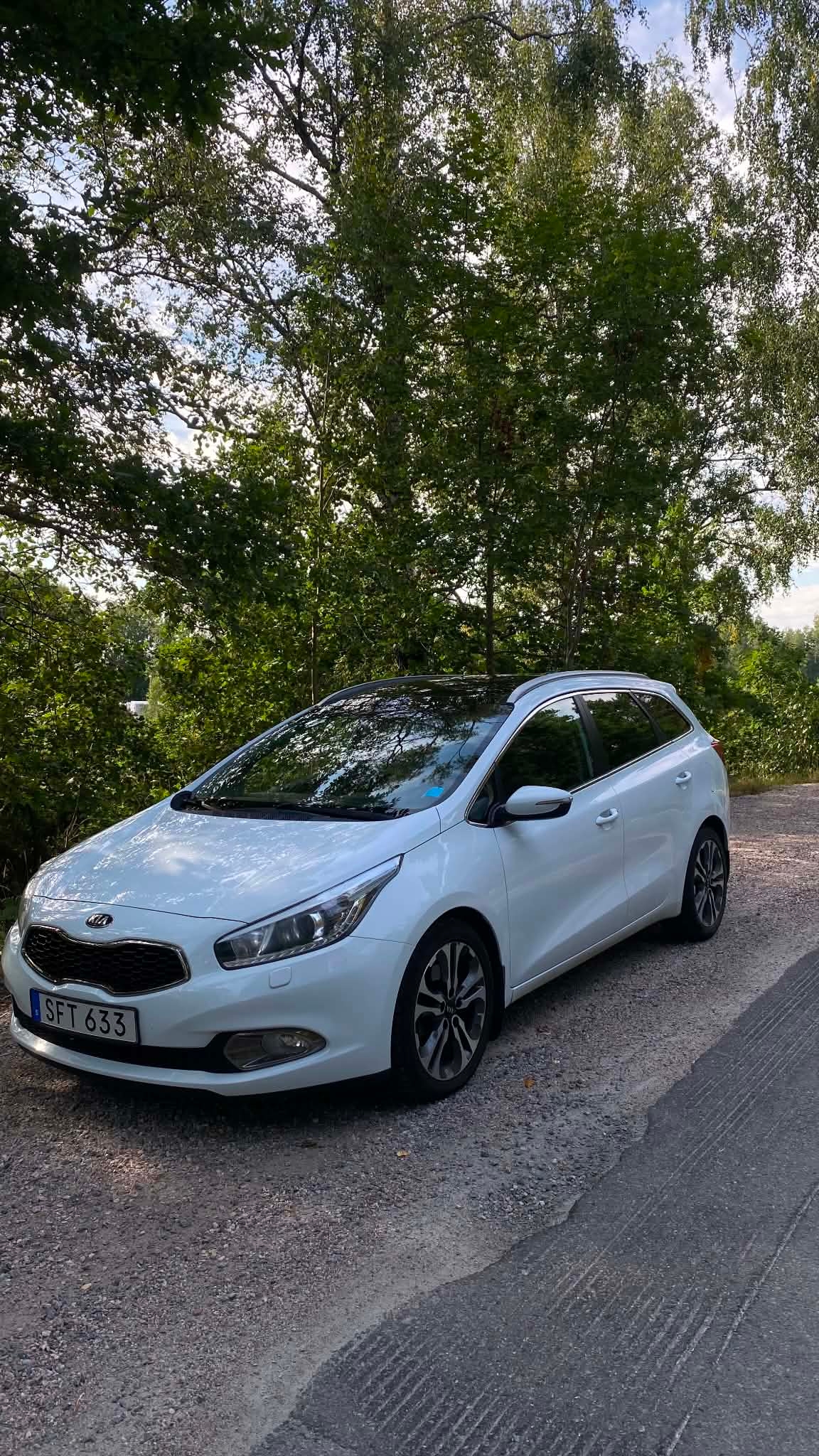 Kia Ceed _sw 1.6 CRDi Manuell 2015, bild 3/6