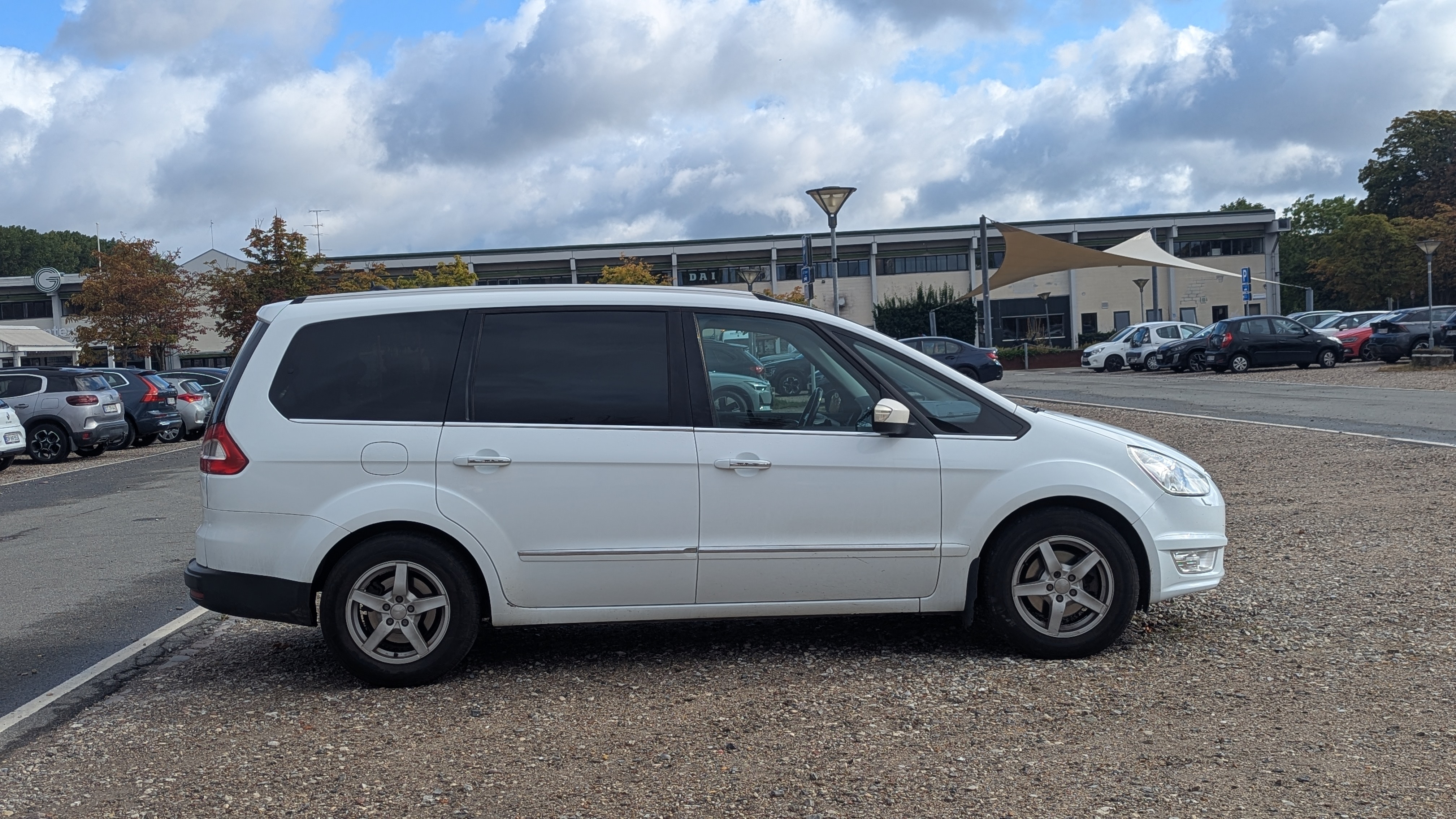 Ford Galaxy 2.0 TDCi Powershift 2014, bild 4/10