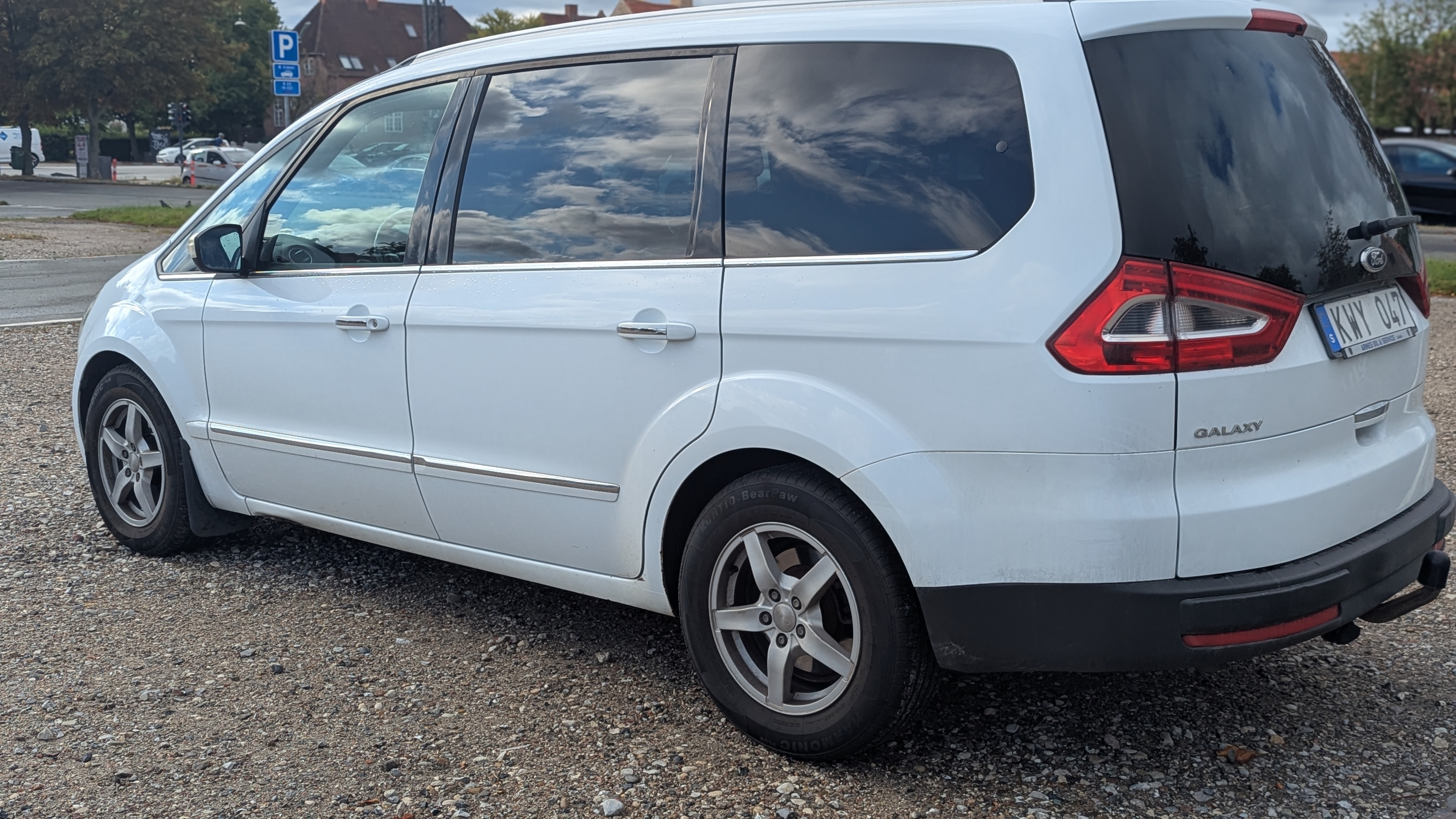 Ford Galaxy 2.0 TDCi Powershift 2014, bild 6/10