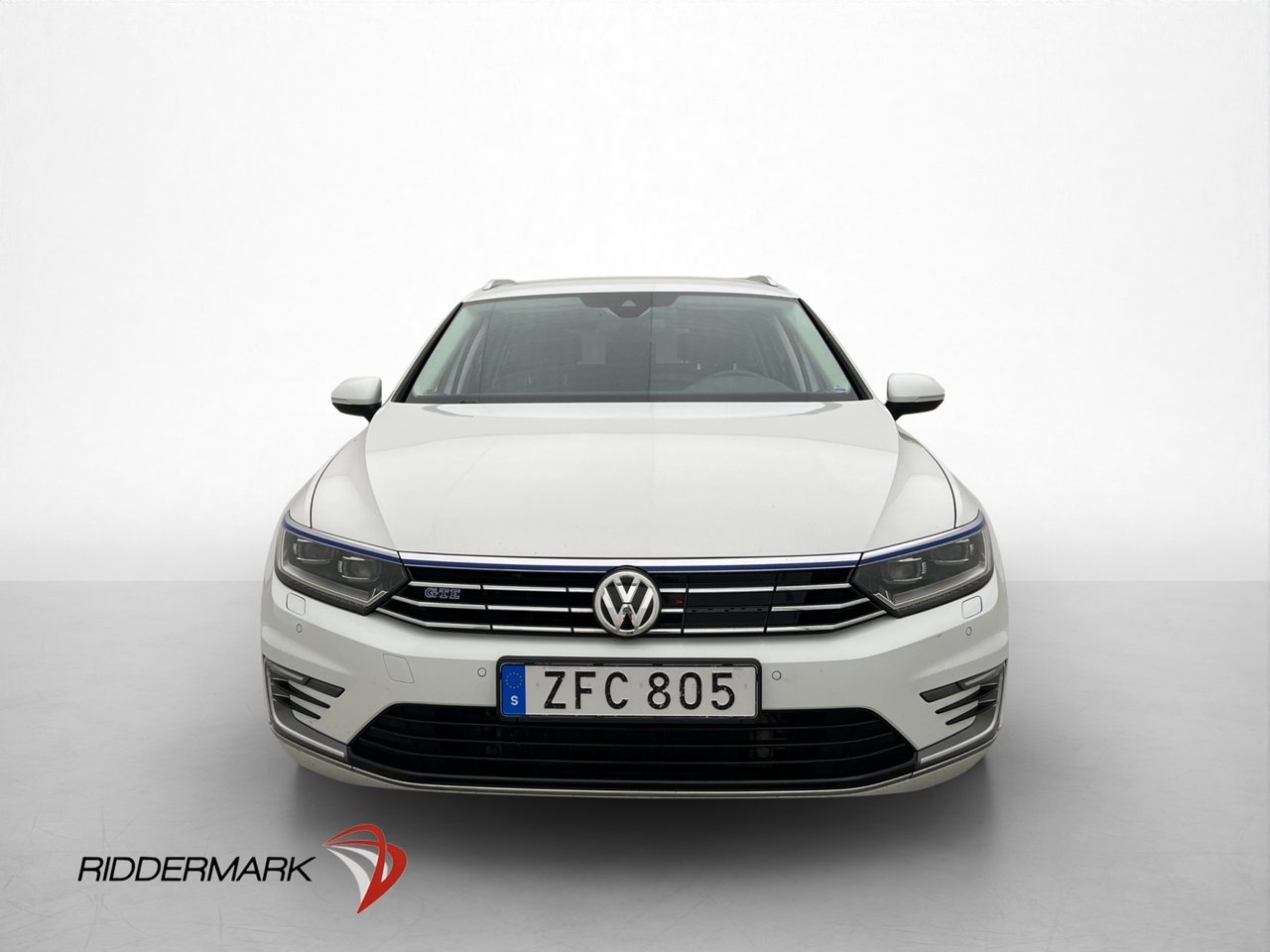 Volkswagen Passat 2018, bild 2/27