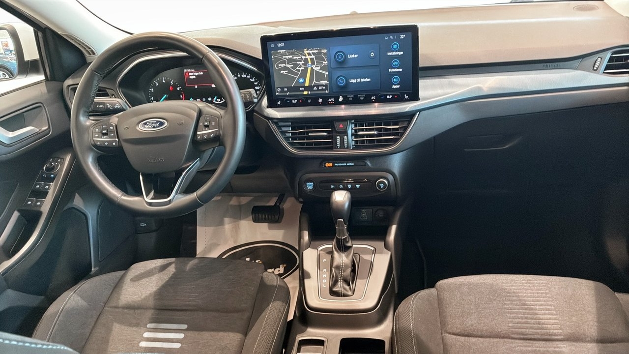 Ford Focus 2023, photo 4/12