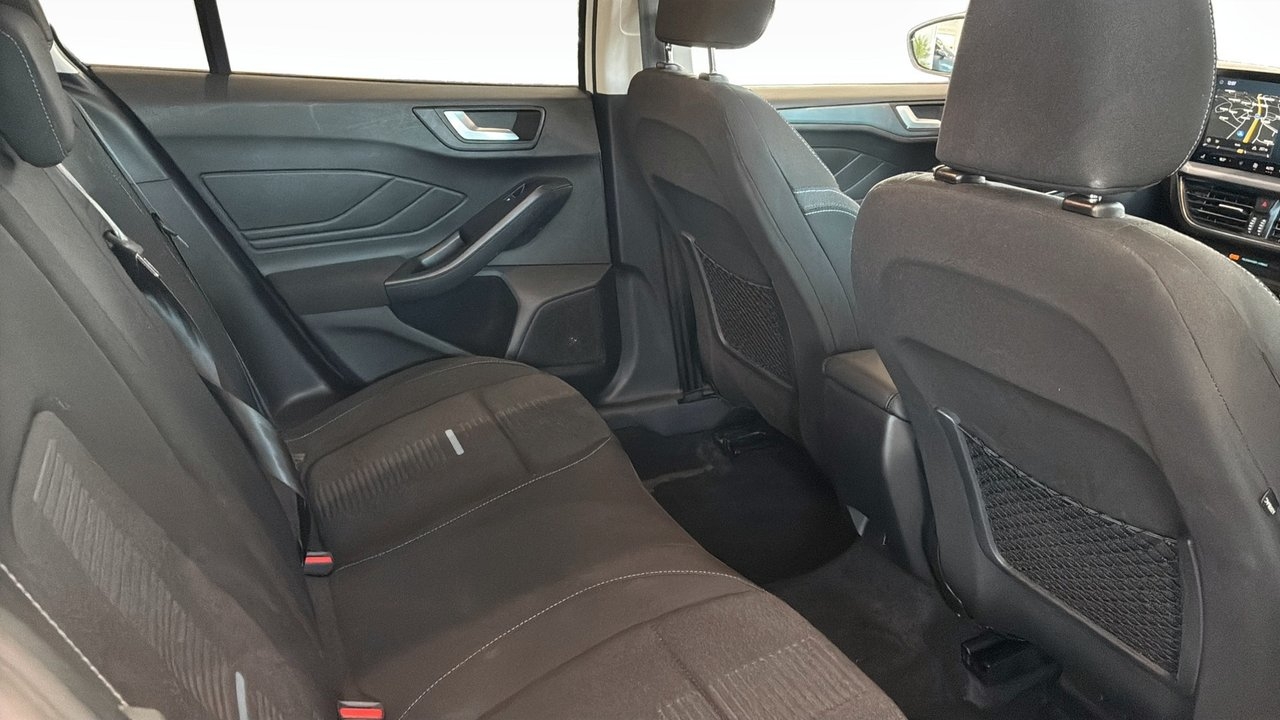 Ford Focus 2023, photo 5/12