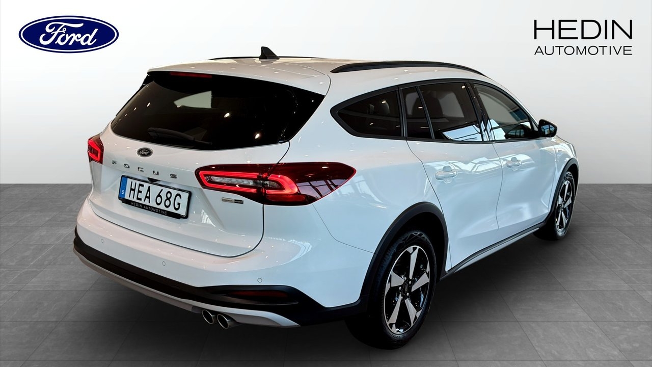 Ford Focus 2023, photo 2/12